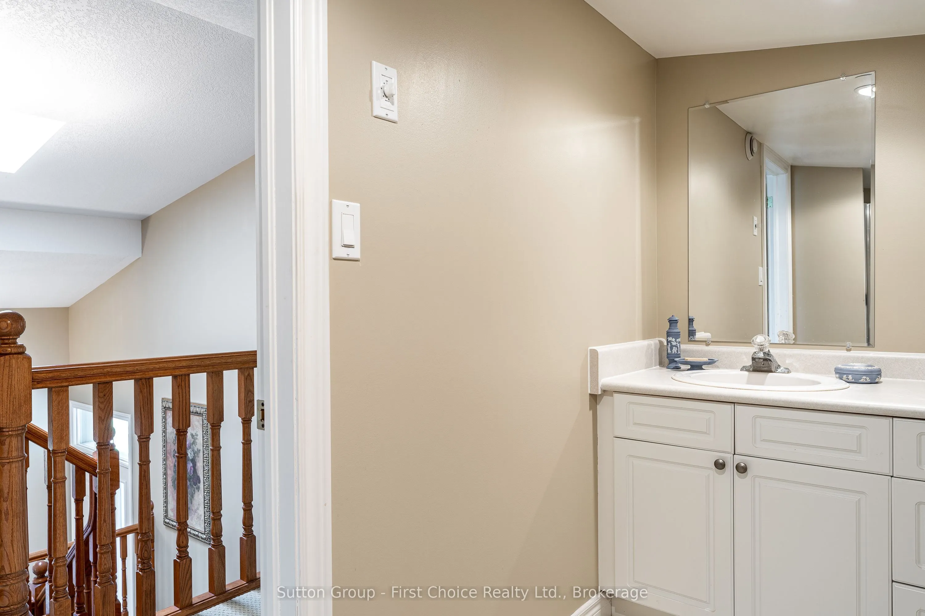 46 Frances Street W, #3
