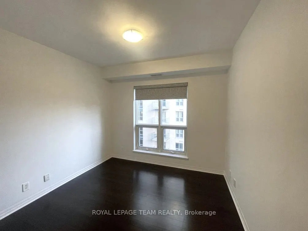 242 Rideau Street, #2009