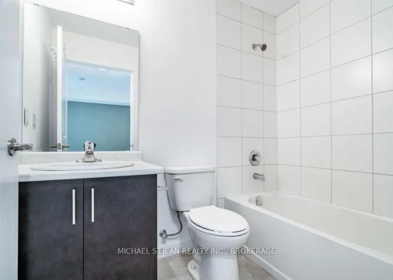 81 Robinson Street, #503