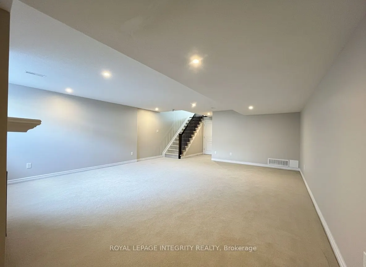 158 Popplewell Crescent