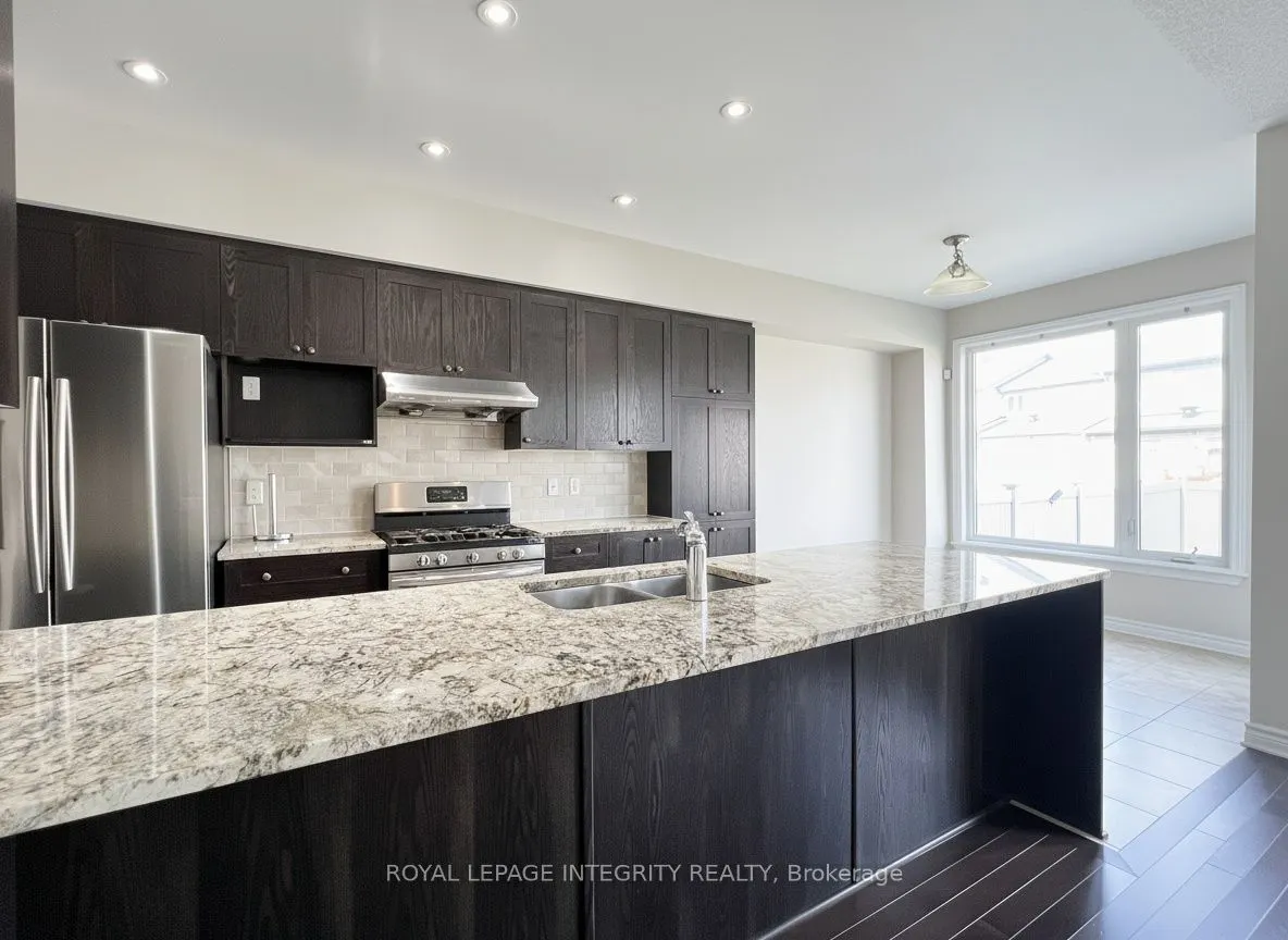 158 Popplewell Crescent