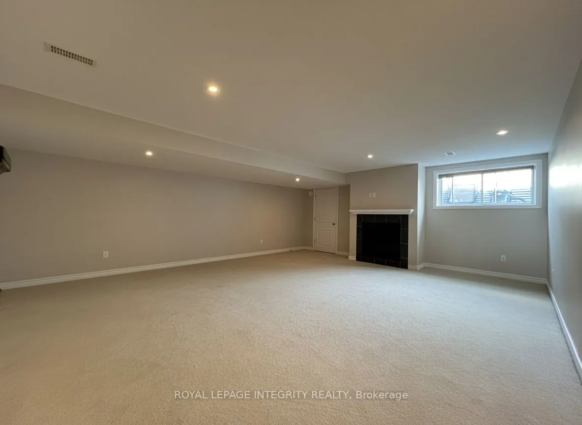 158 Popplewell Crescent