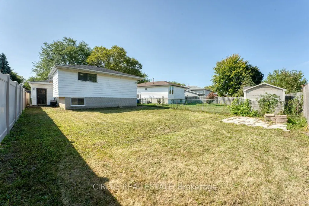 10649 Halstead Crescent