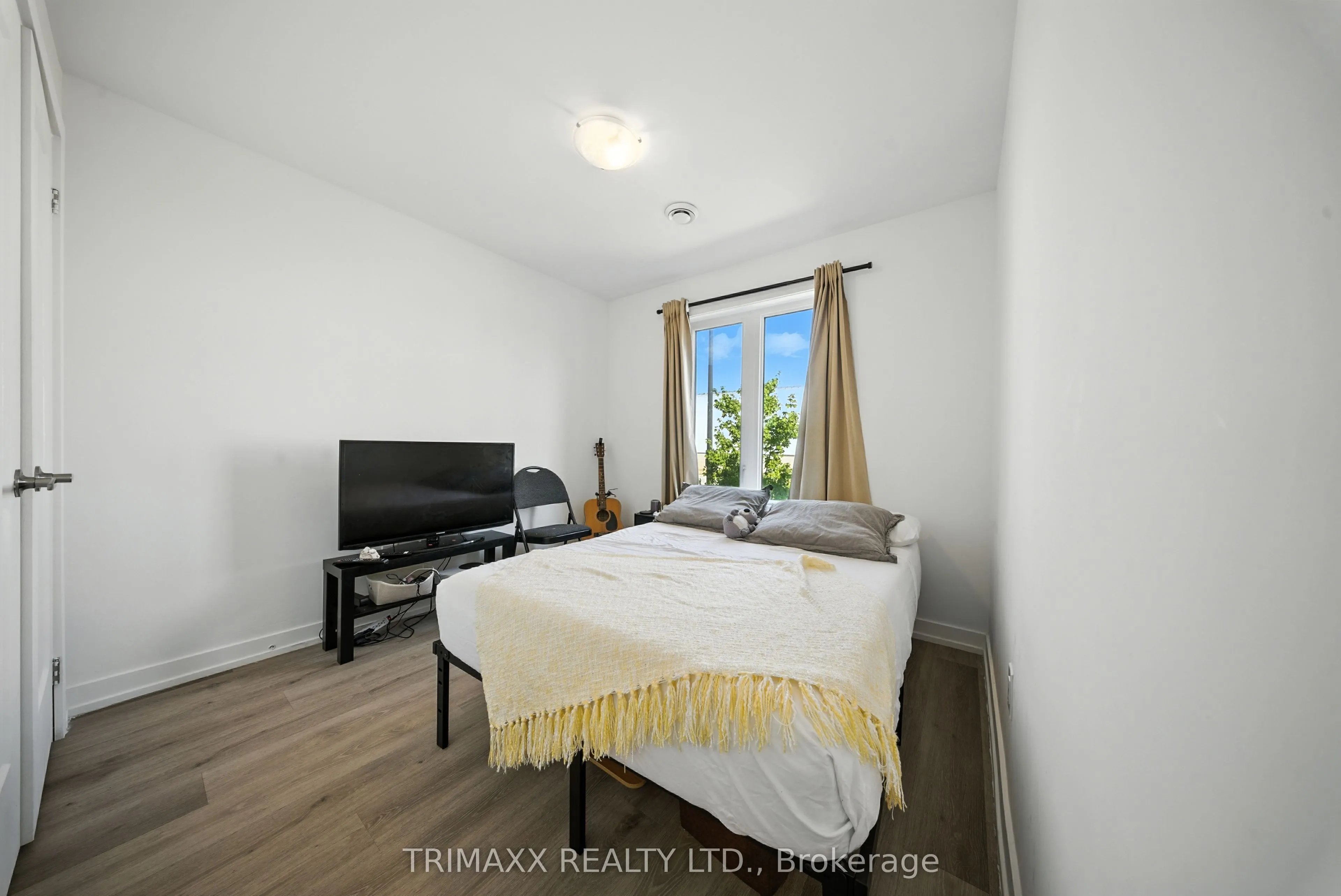 4263 Fourth Avenue, #423