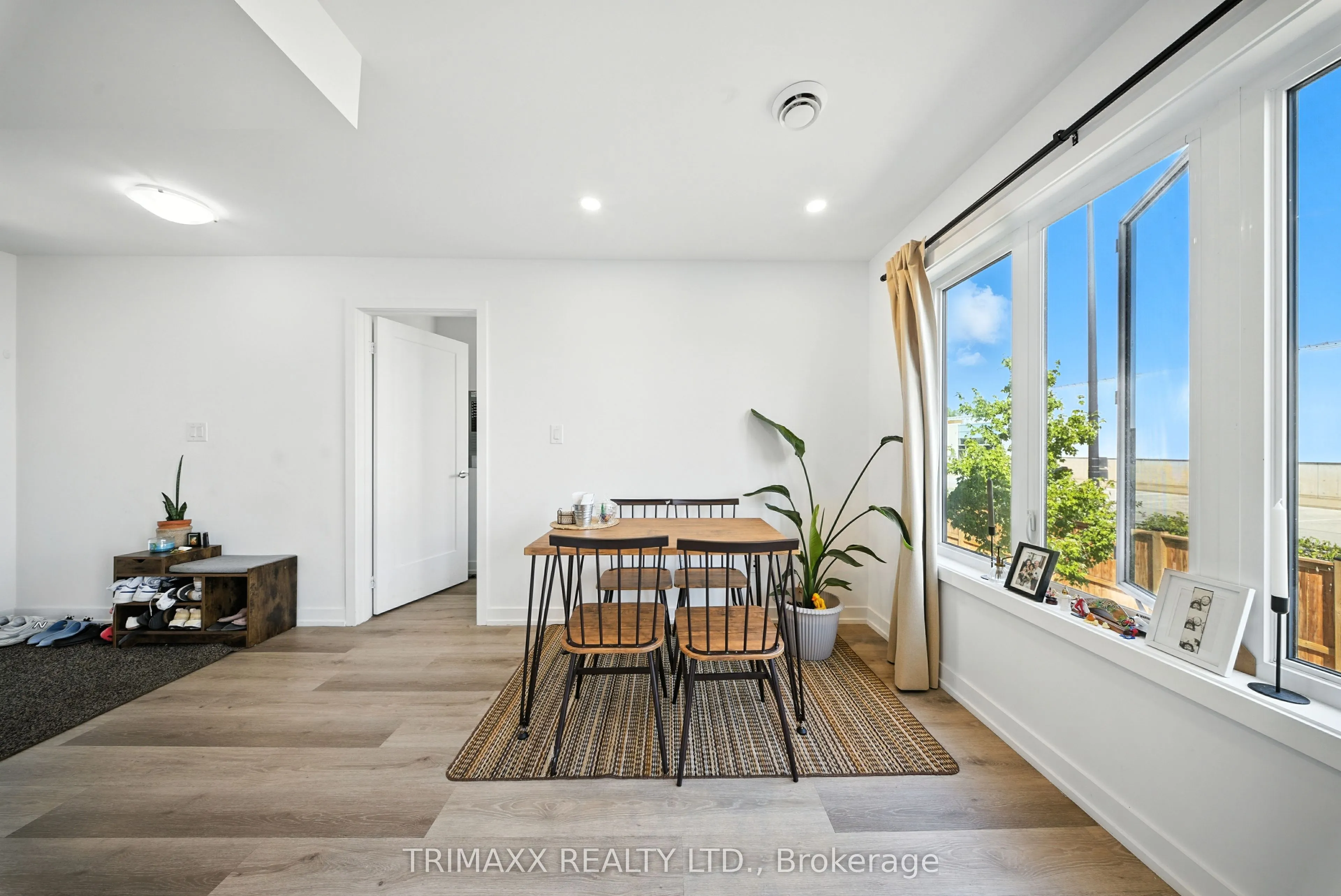 4263 Fourth Avenue, #423