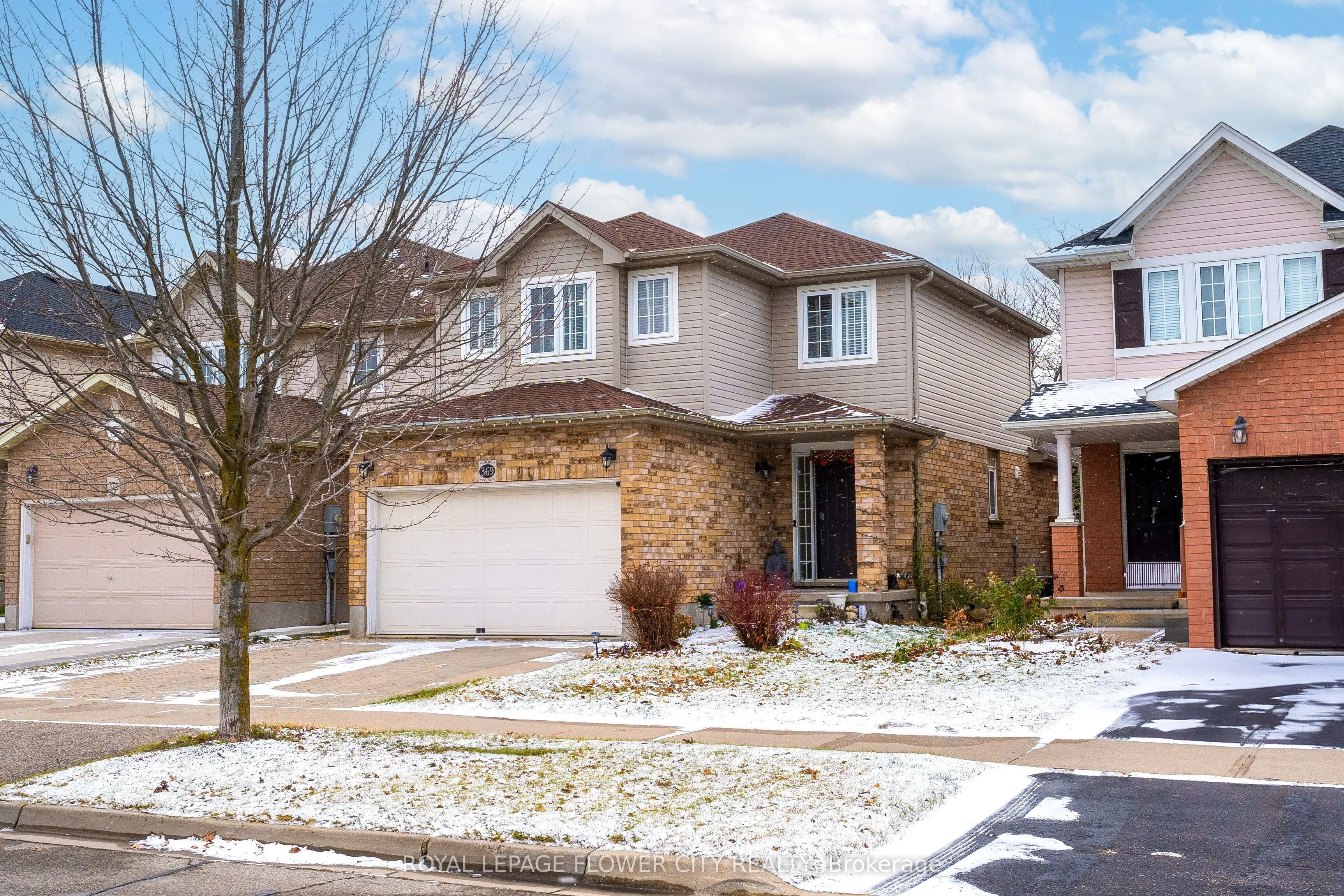 369 Thomas Slee Drive