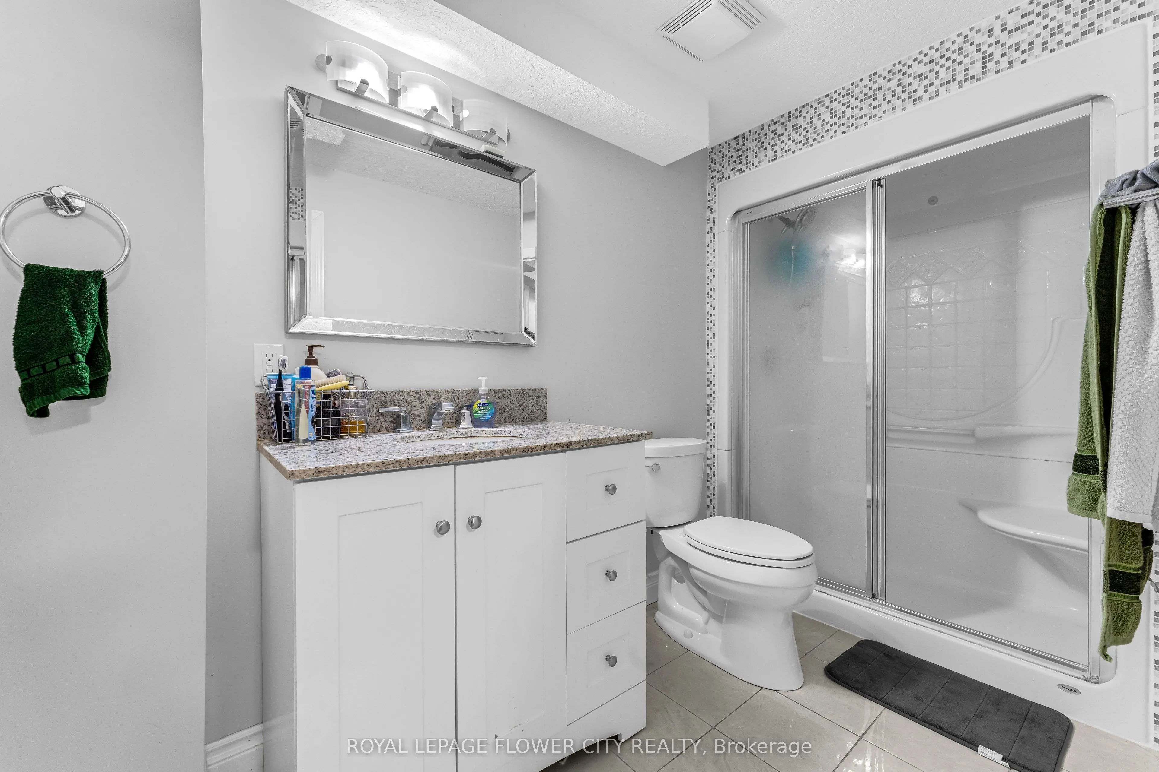 369 Thomas Slee Drive