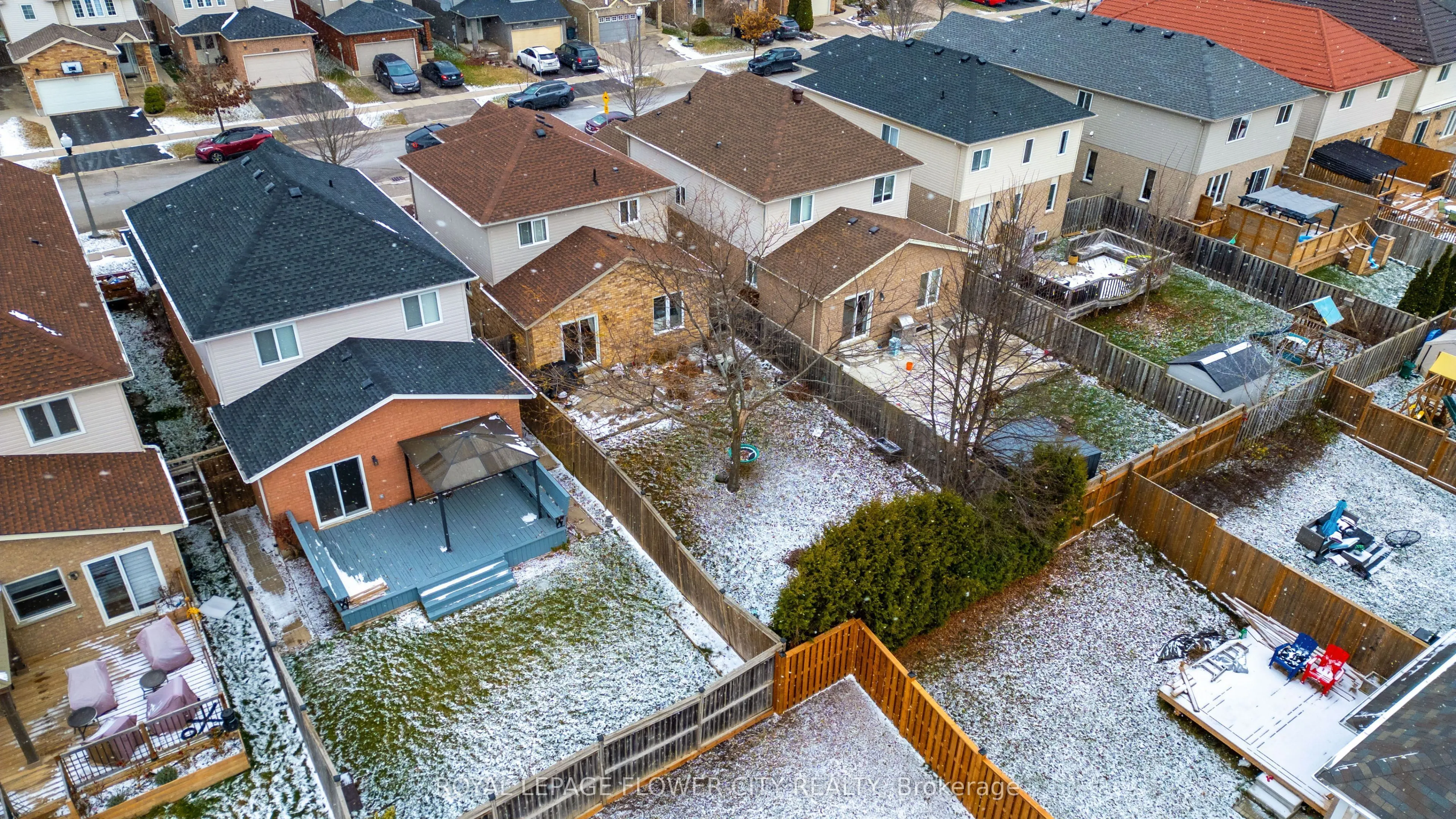 369 Thomas Slee Drive