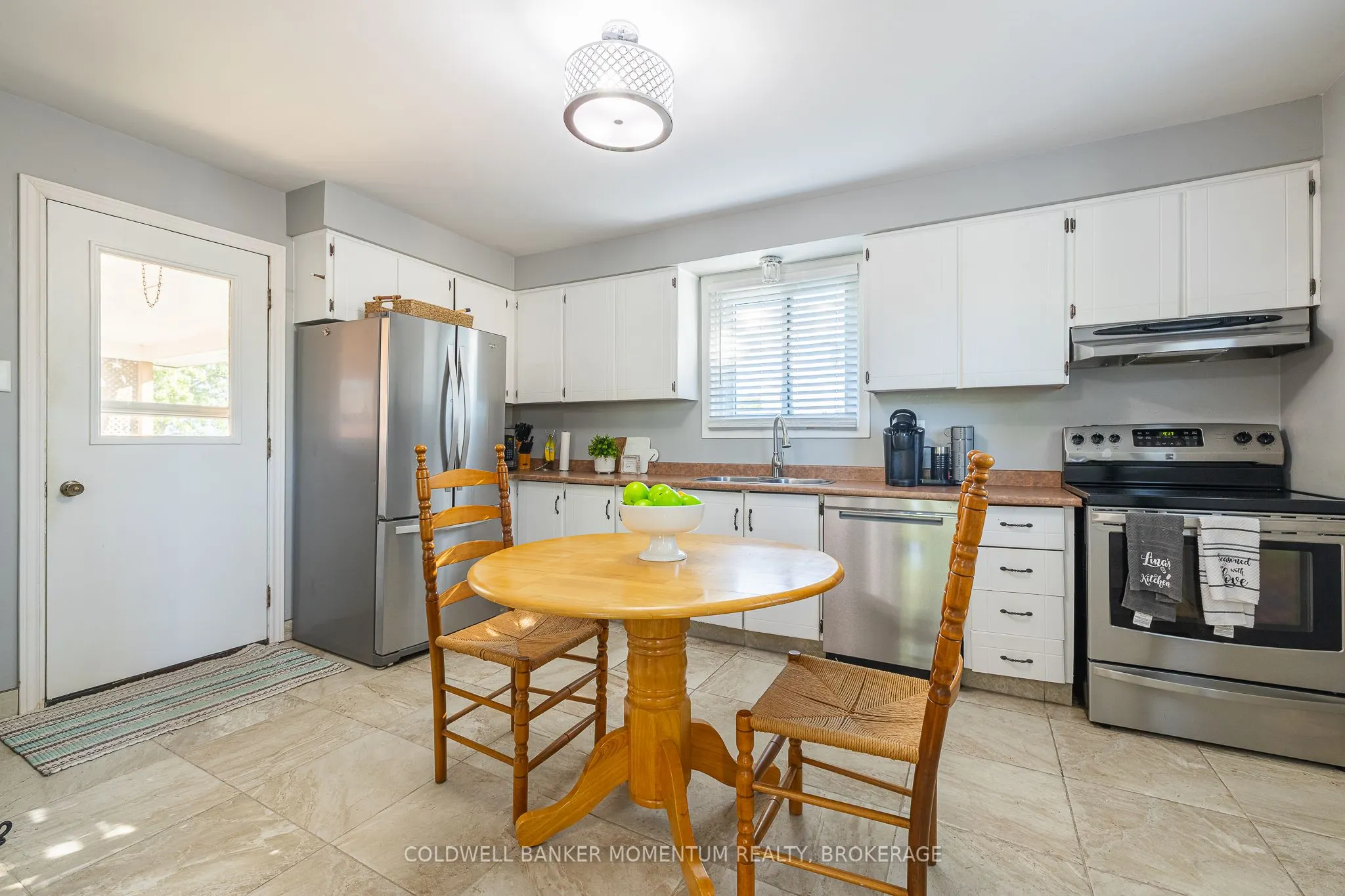92 Commerford Street