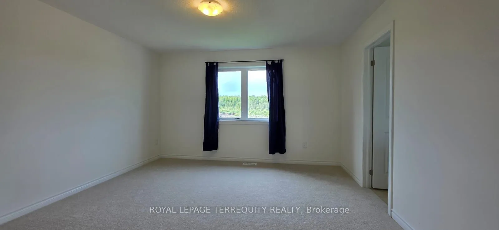 34 Hillcroft Way