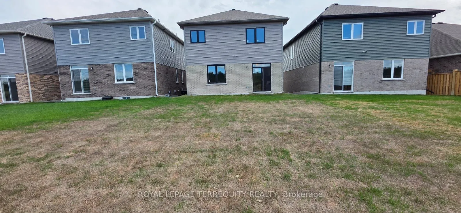 34 Hillcroft Way