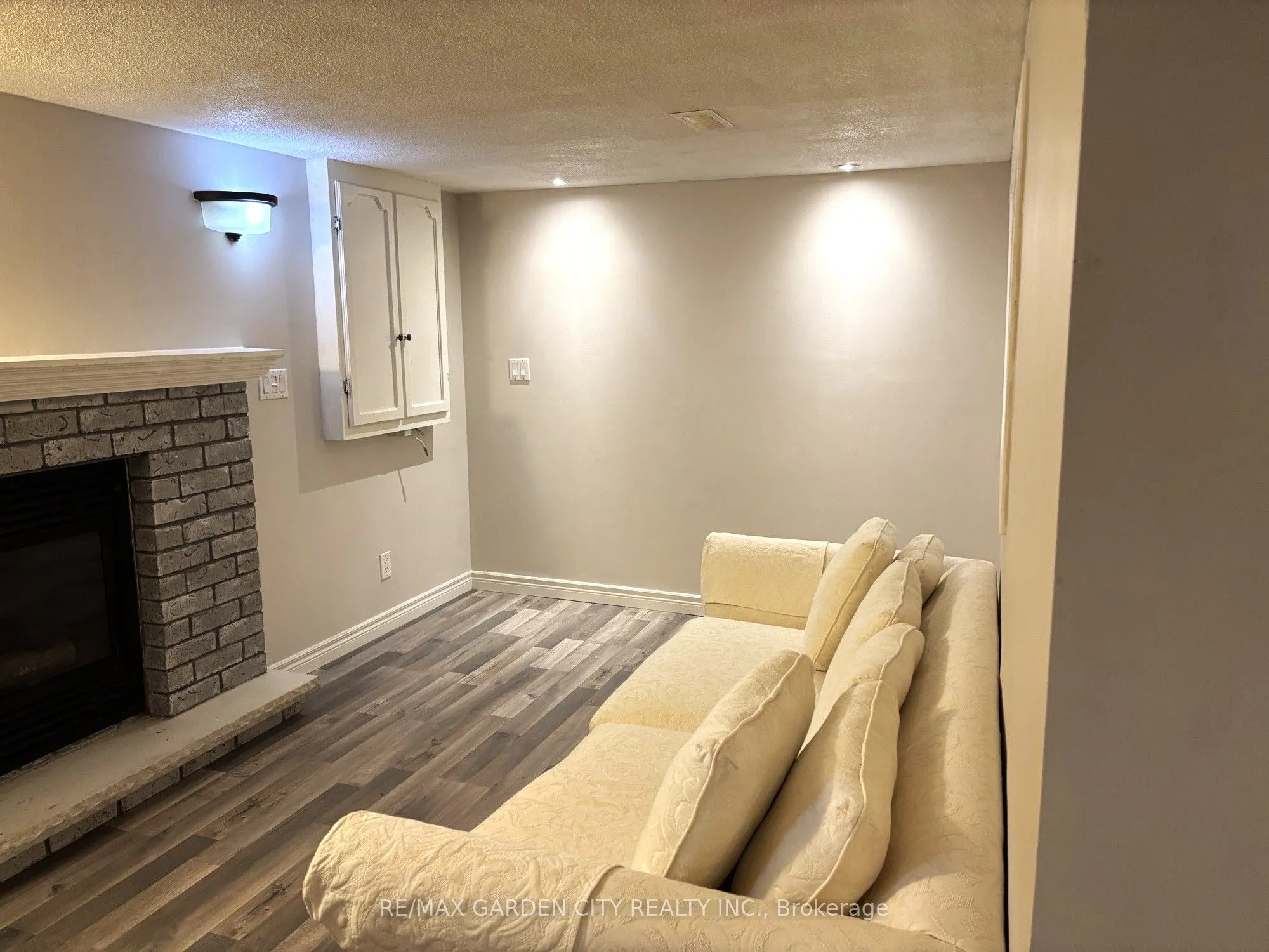 32 Birchpark Drive, #Lower