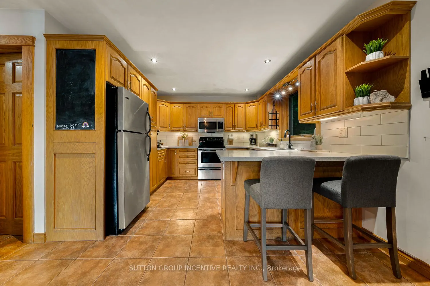 806 CLEARWATER LAKE Road
