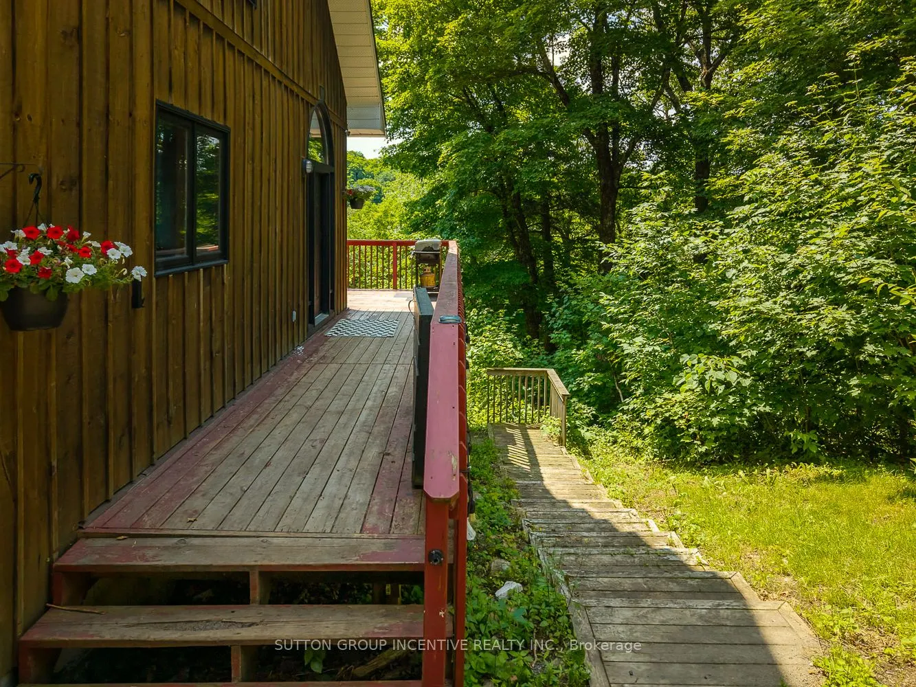 806 CLEARWATER LAKE Road