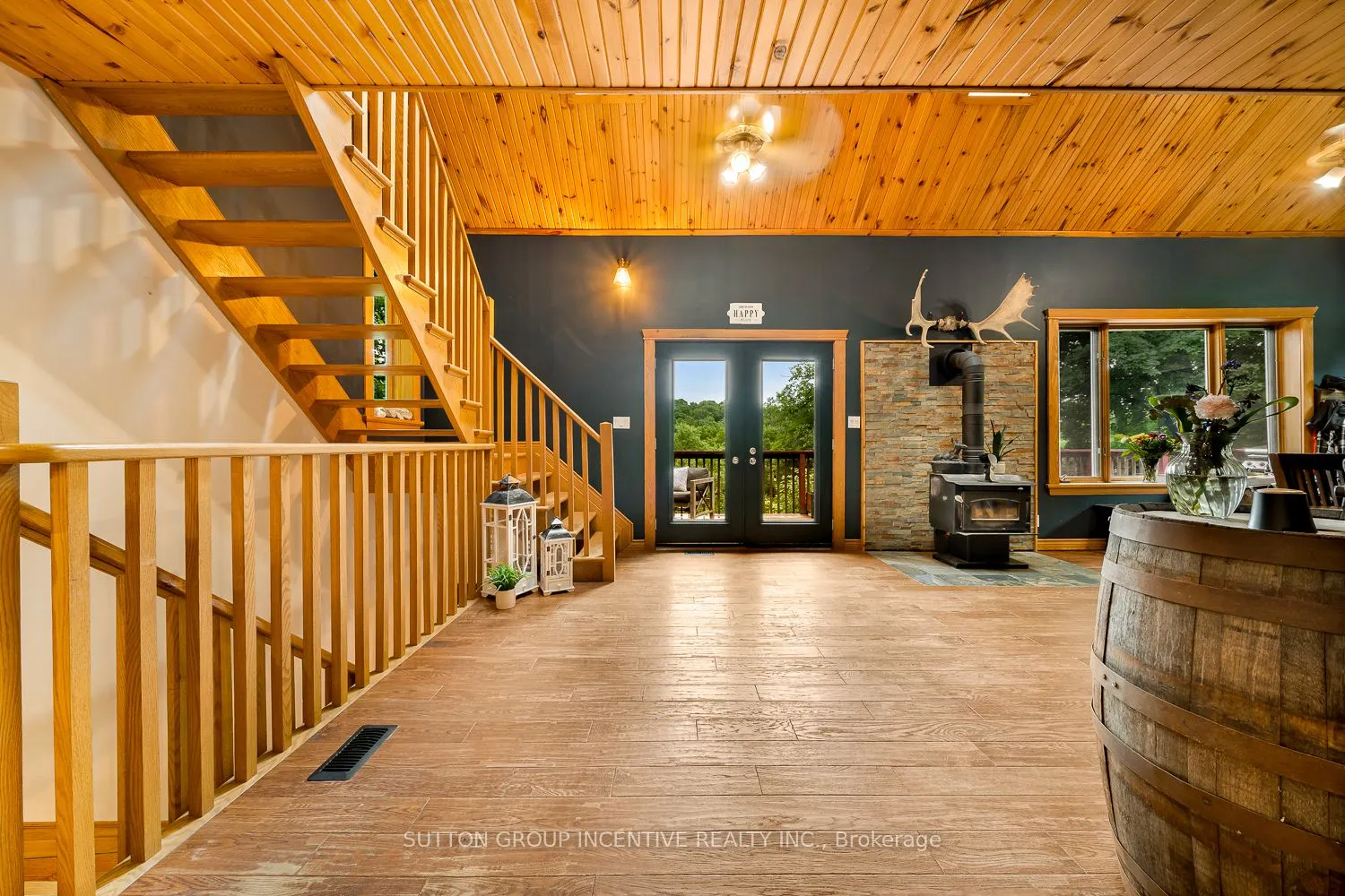 806 CLEARWATER LAKE Road