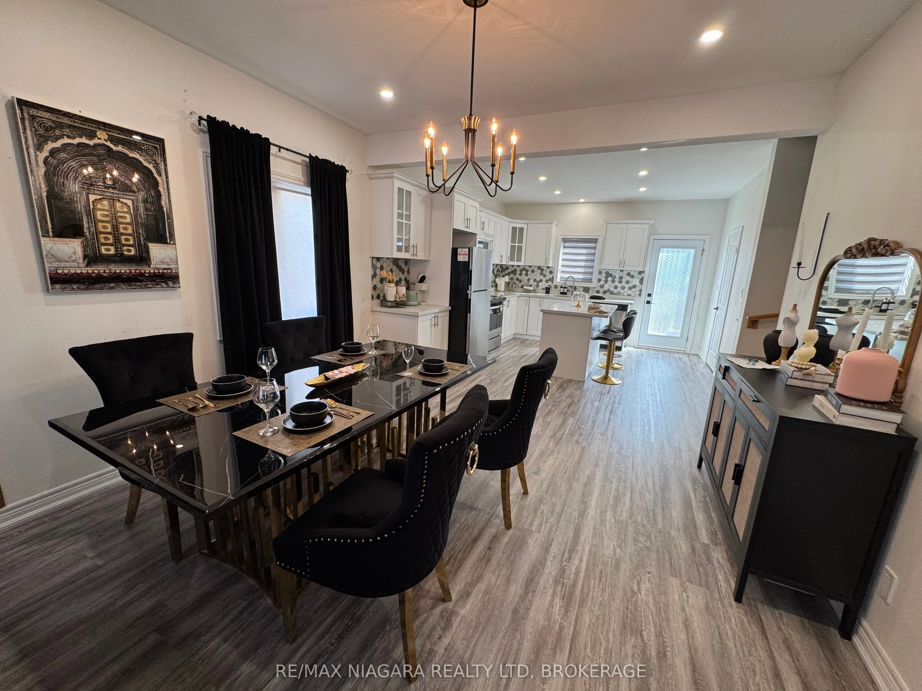 8196 MCLEOD Road, #2 UPPER