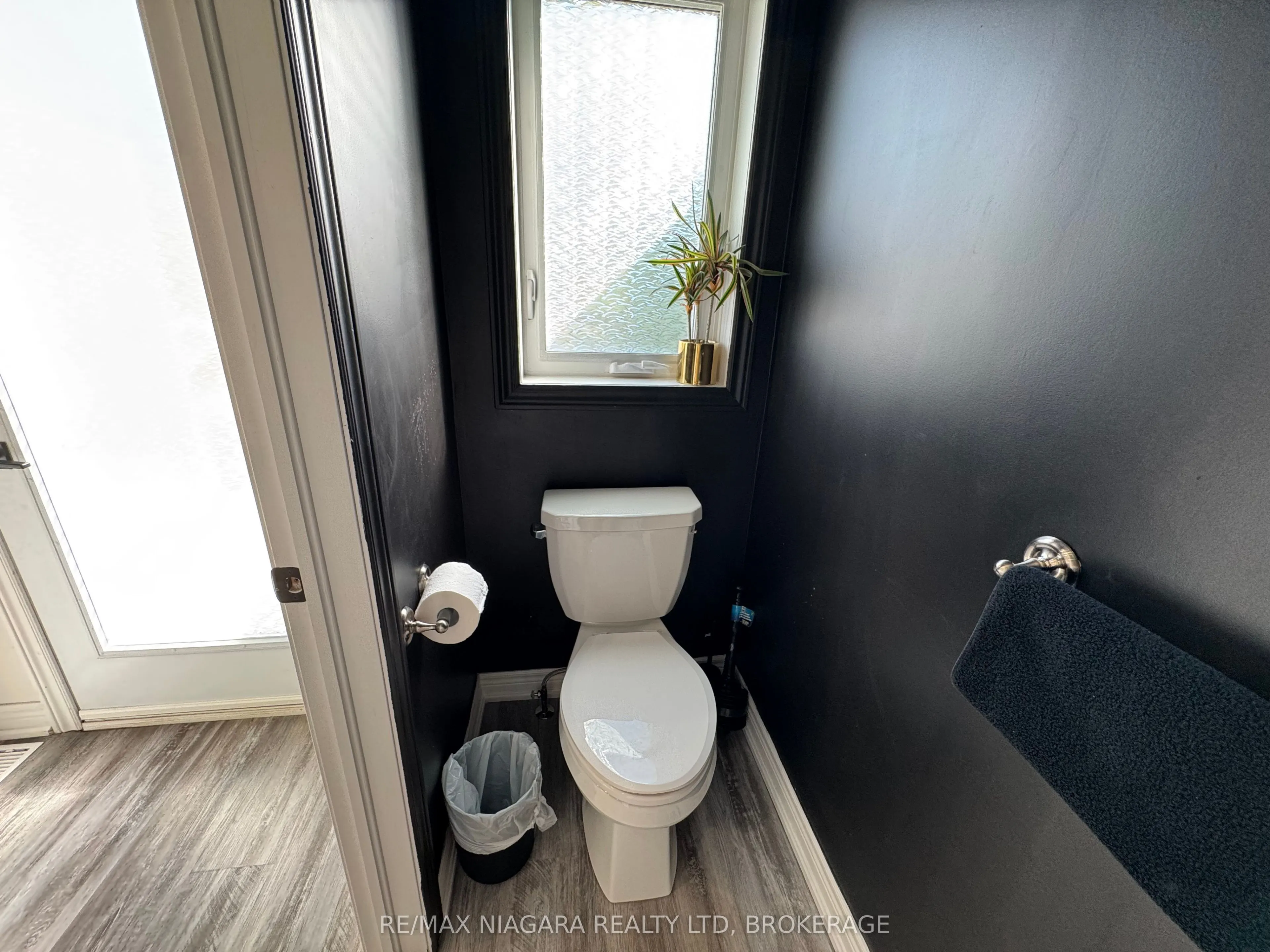 8196 MCLEOD Road, #2 UPPER