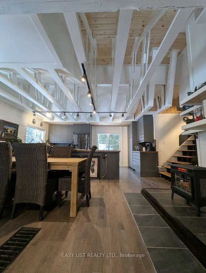 22 Camp Road