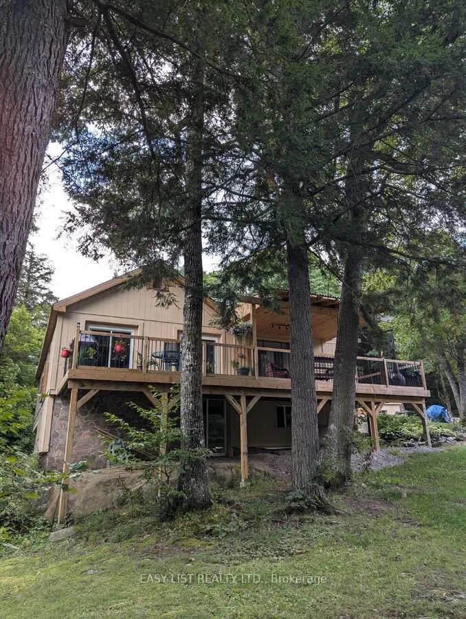 22 Camp Road