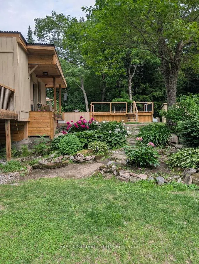 22 Camp Road