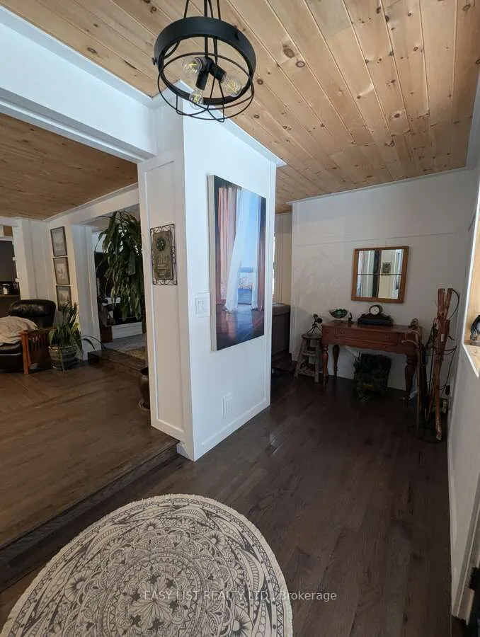 22 Camp Road