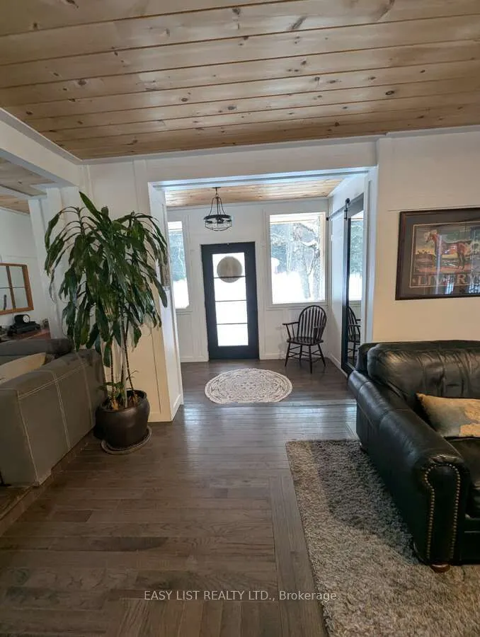 22 Camp Road