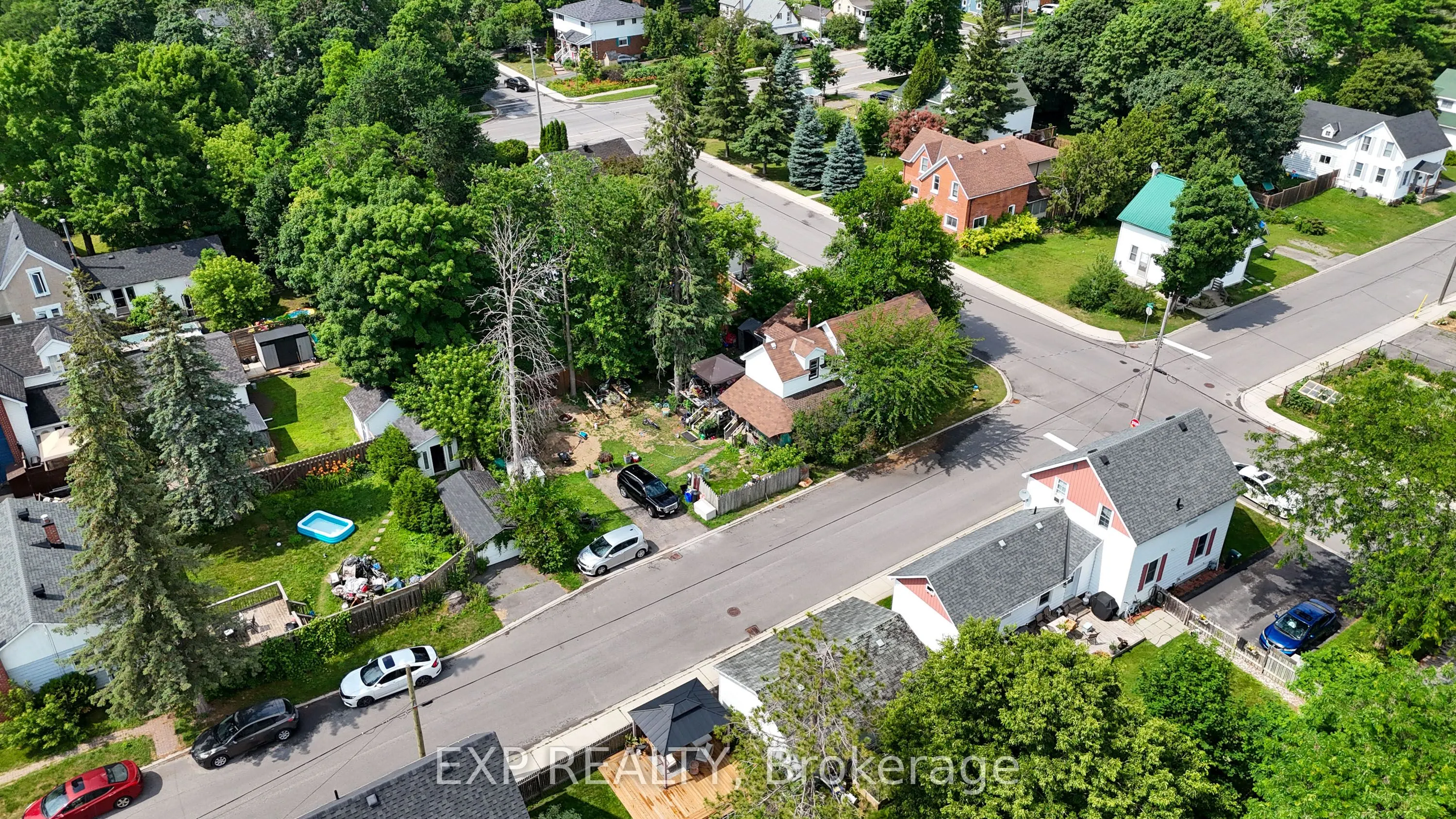 294 Moffatt Street