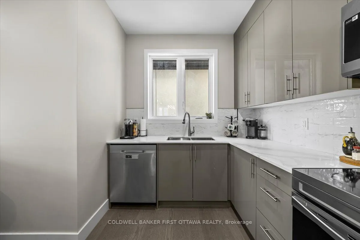 25 Pennard Way, #A & B