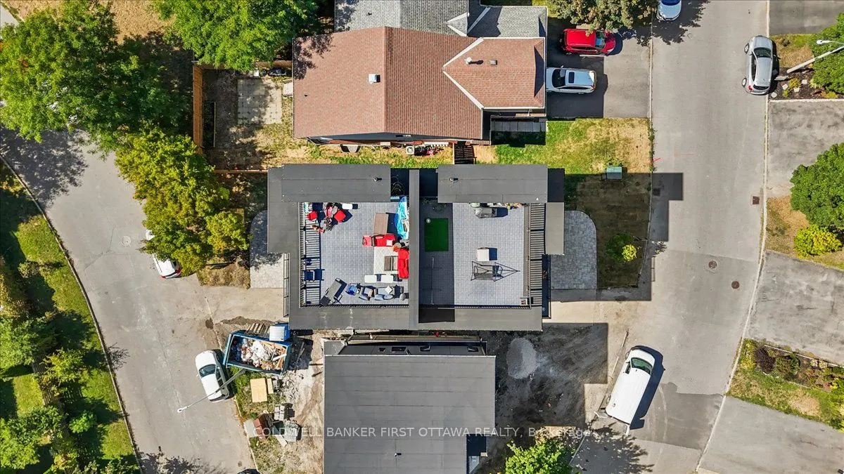 25 Pennard Way, #A & B