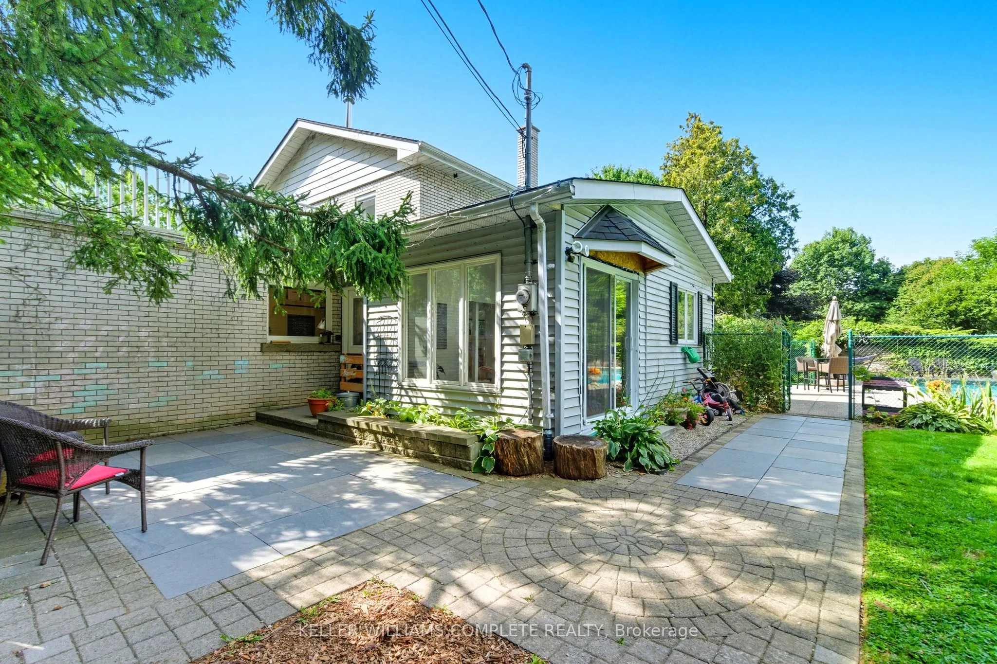 345 Jerseyville Road W