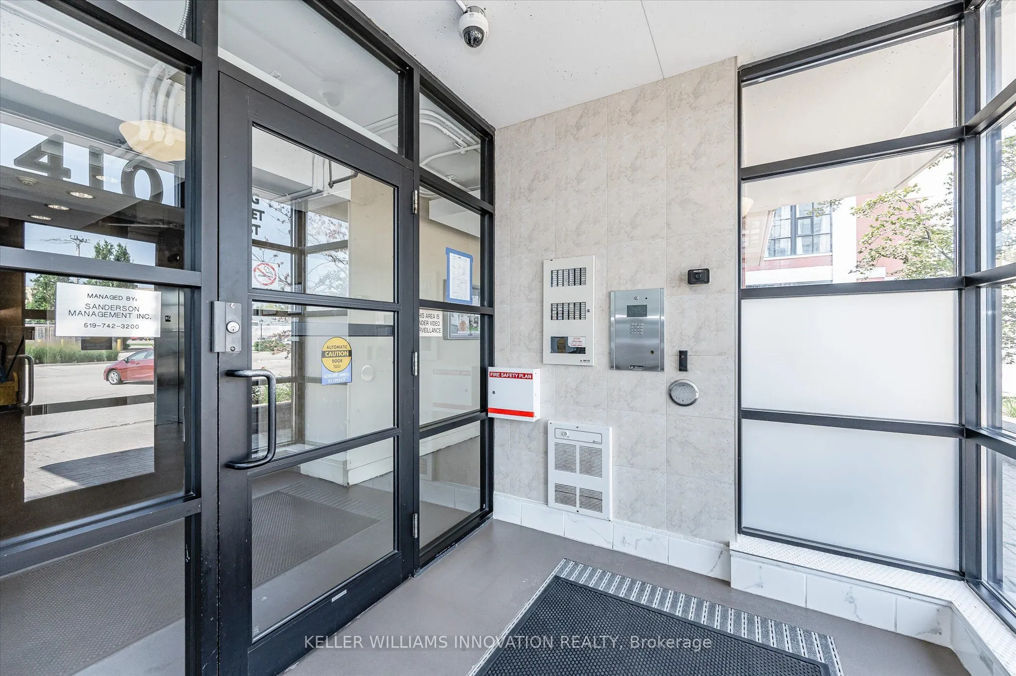 410 King Street W, #116