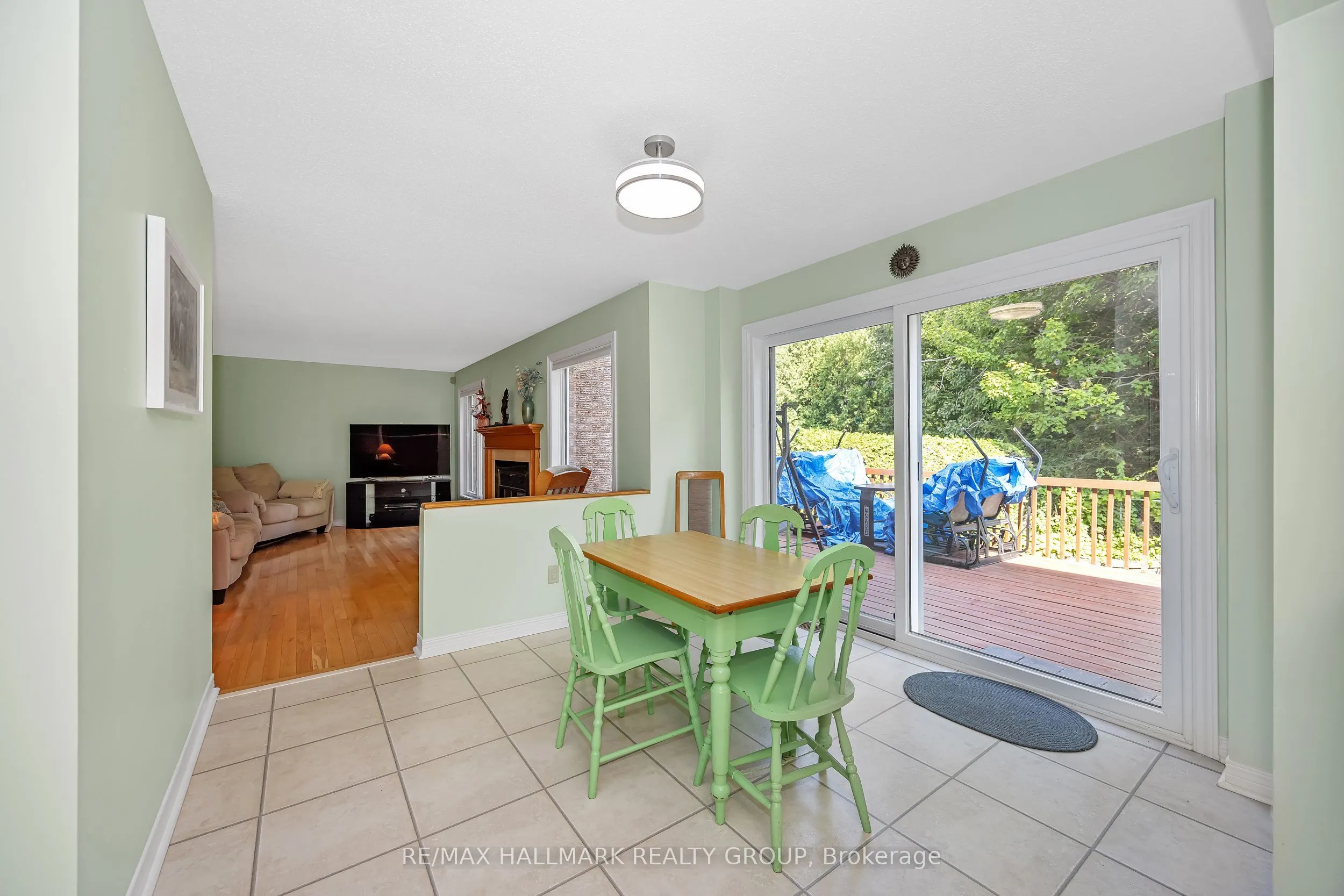 1725 Autumn Ridge Drive