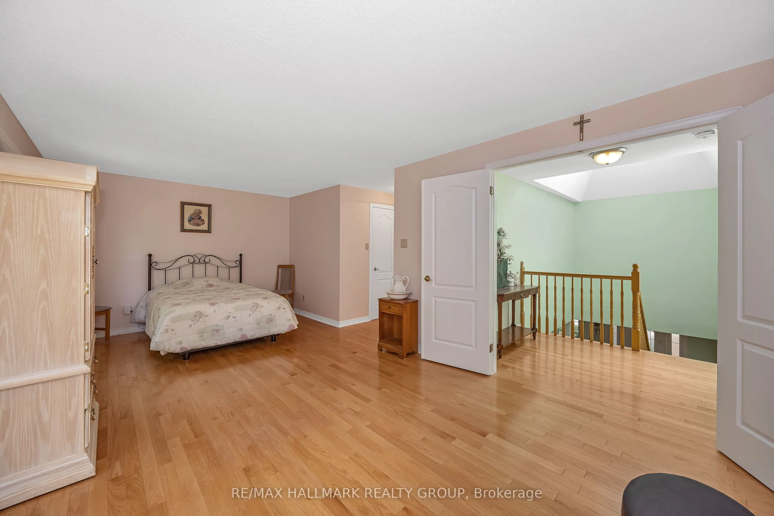 1725 Autumn Ridge Drive