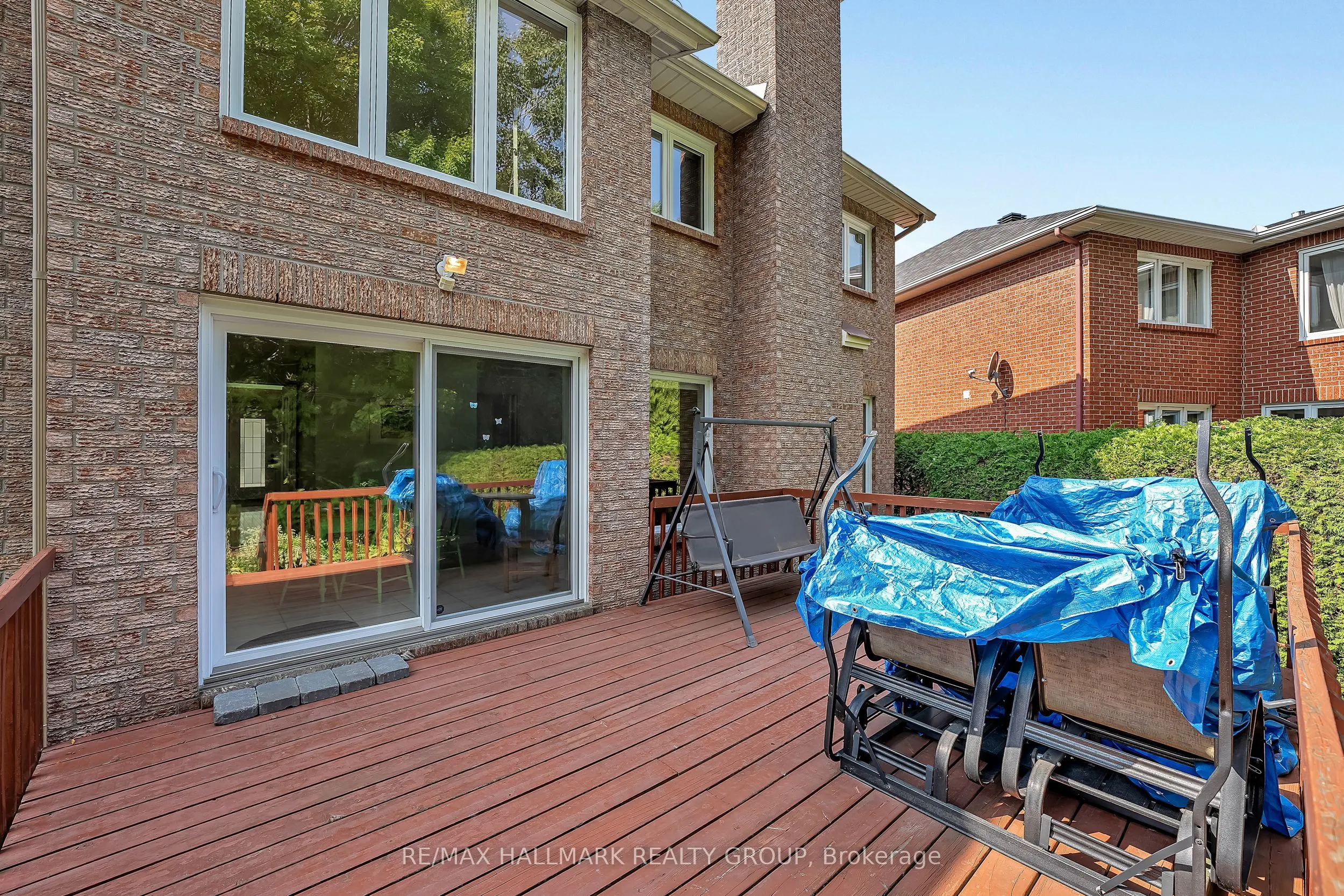 1725 Autumn Ridge Drive