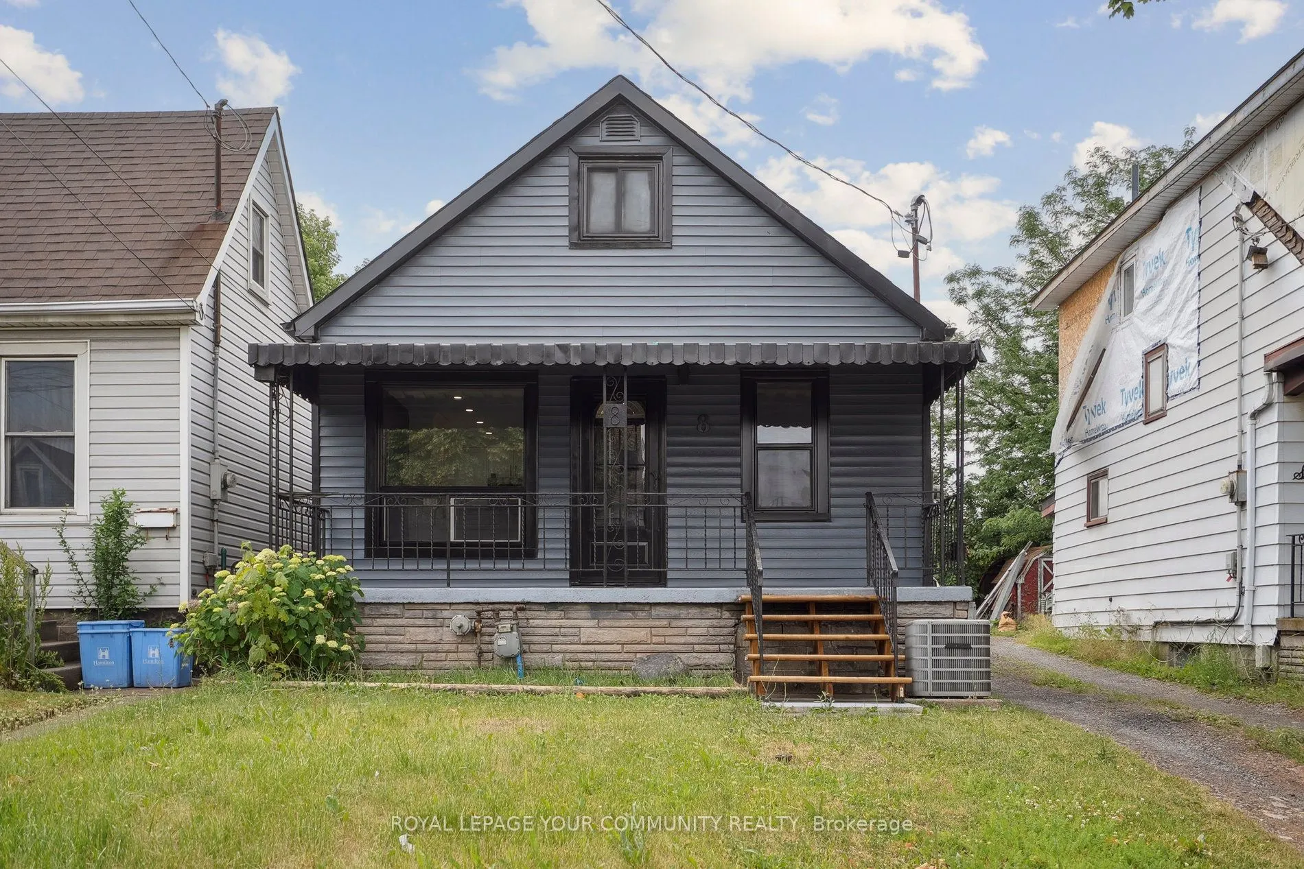 8 Merchison Avenue