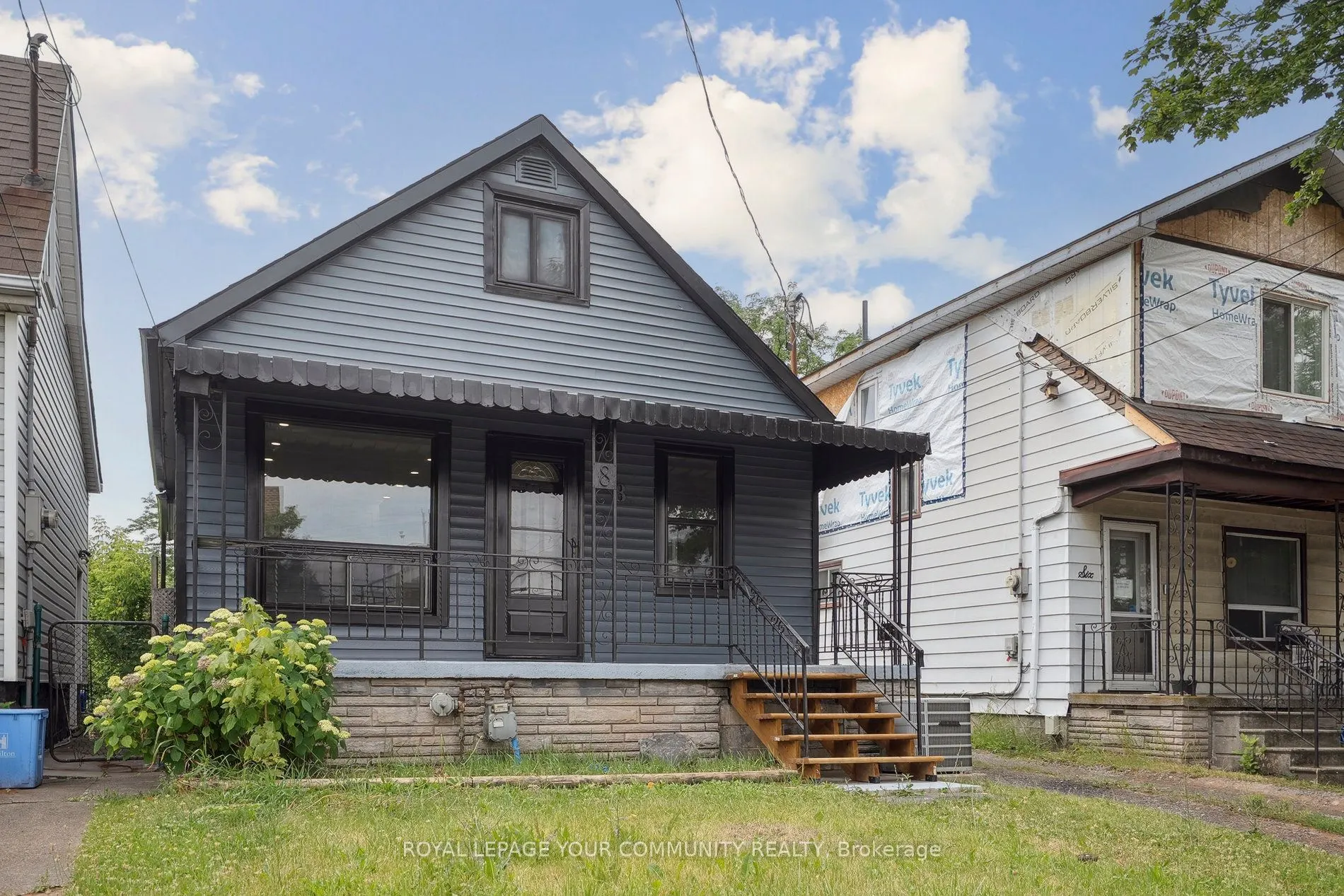 8 Merchison Avenue