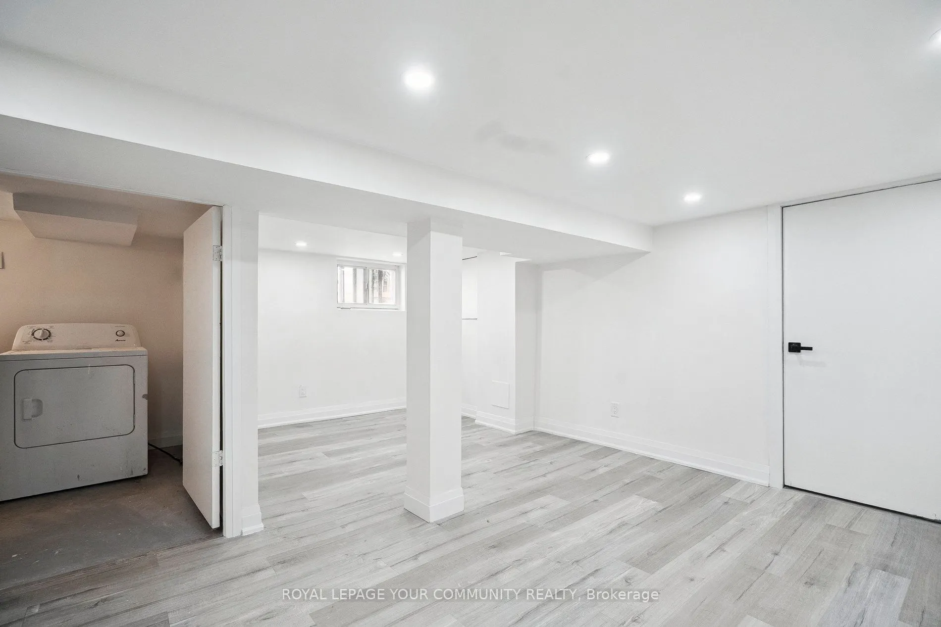 8 Merchison Avenue