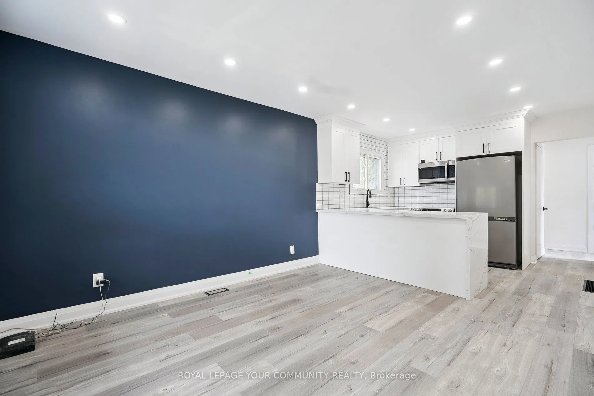 8 Merchison Avenue