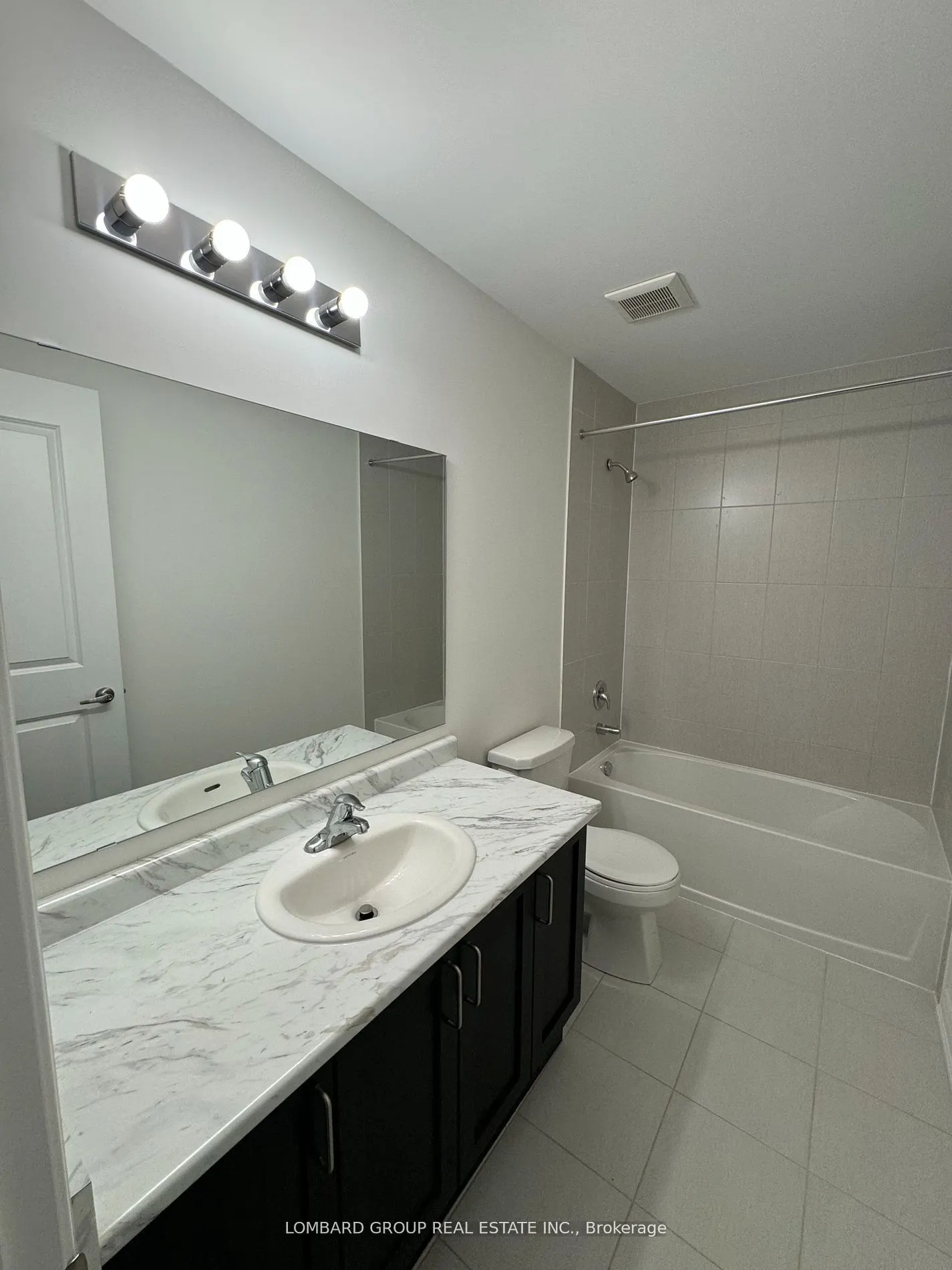 21 Stanley Leitch Drive