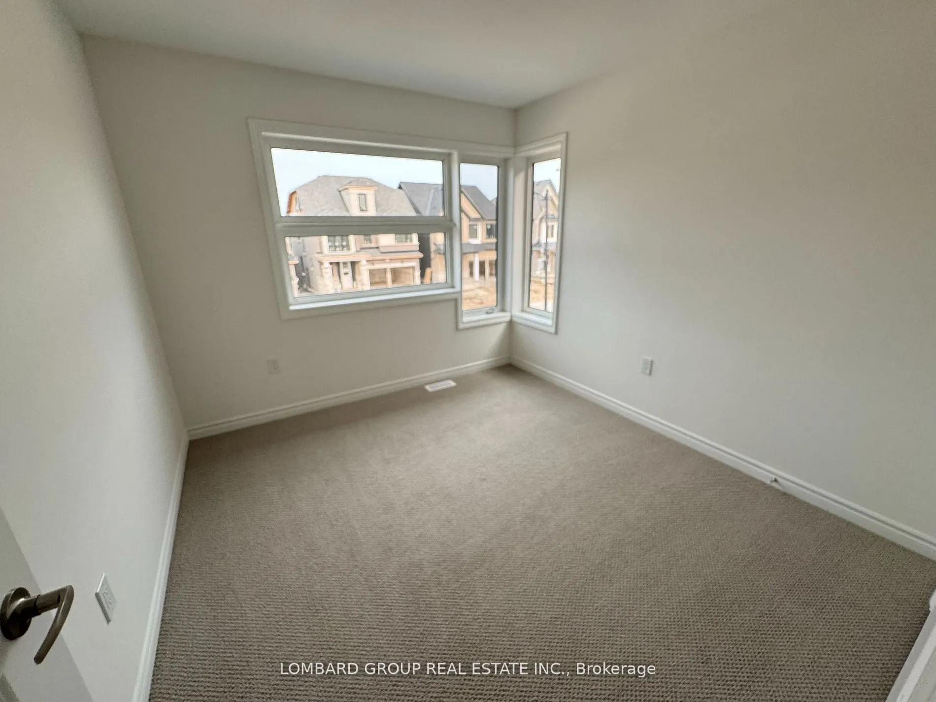 21 Stanley Leitch Drive