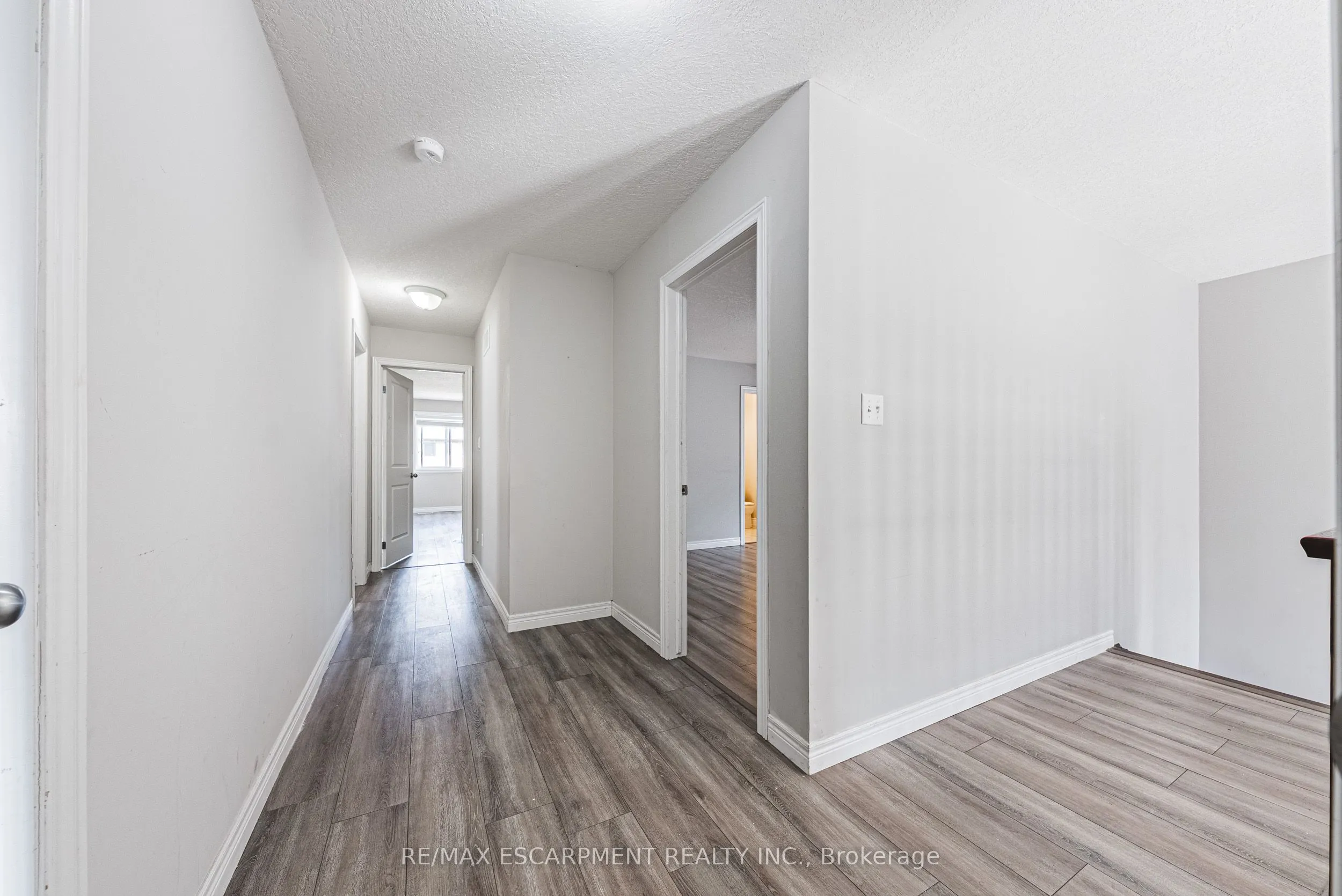 128 Medici Lane
