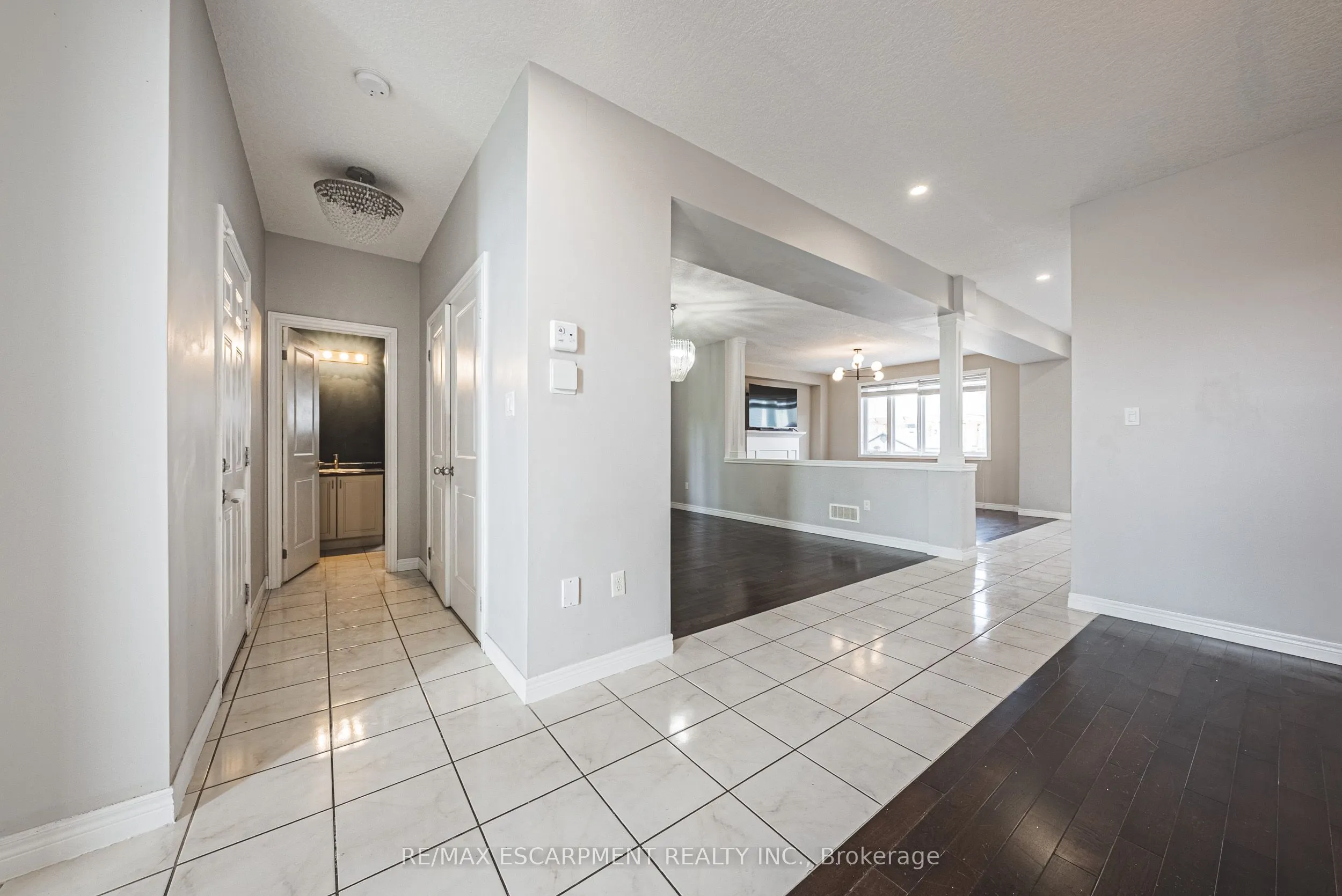 128 Medici Lane