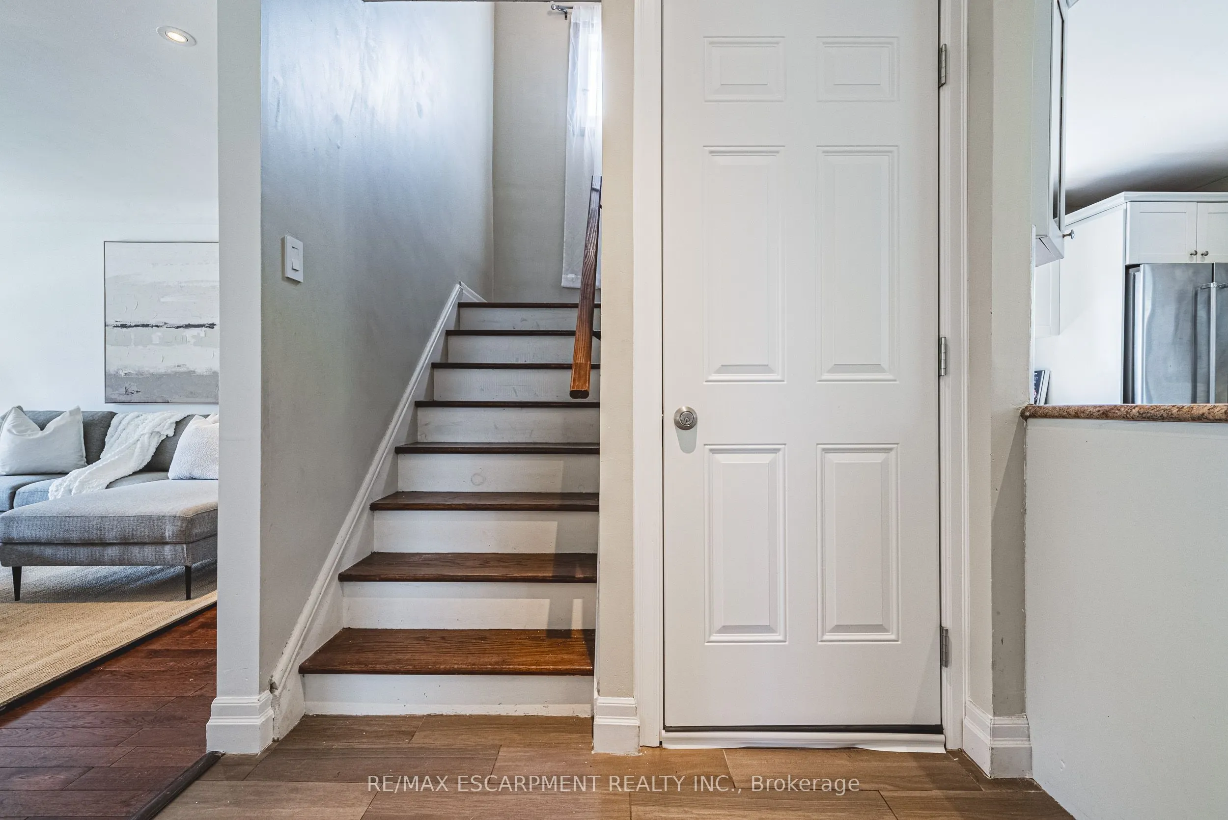 212 RODGERS Road