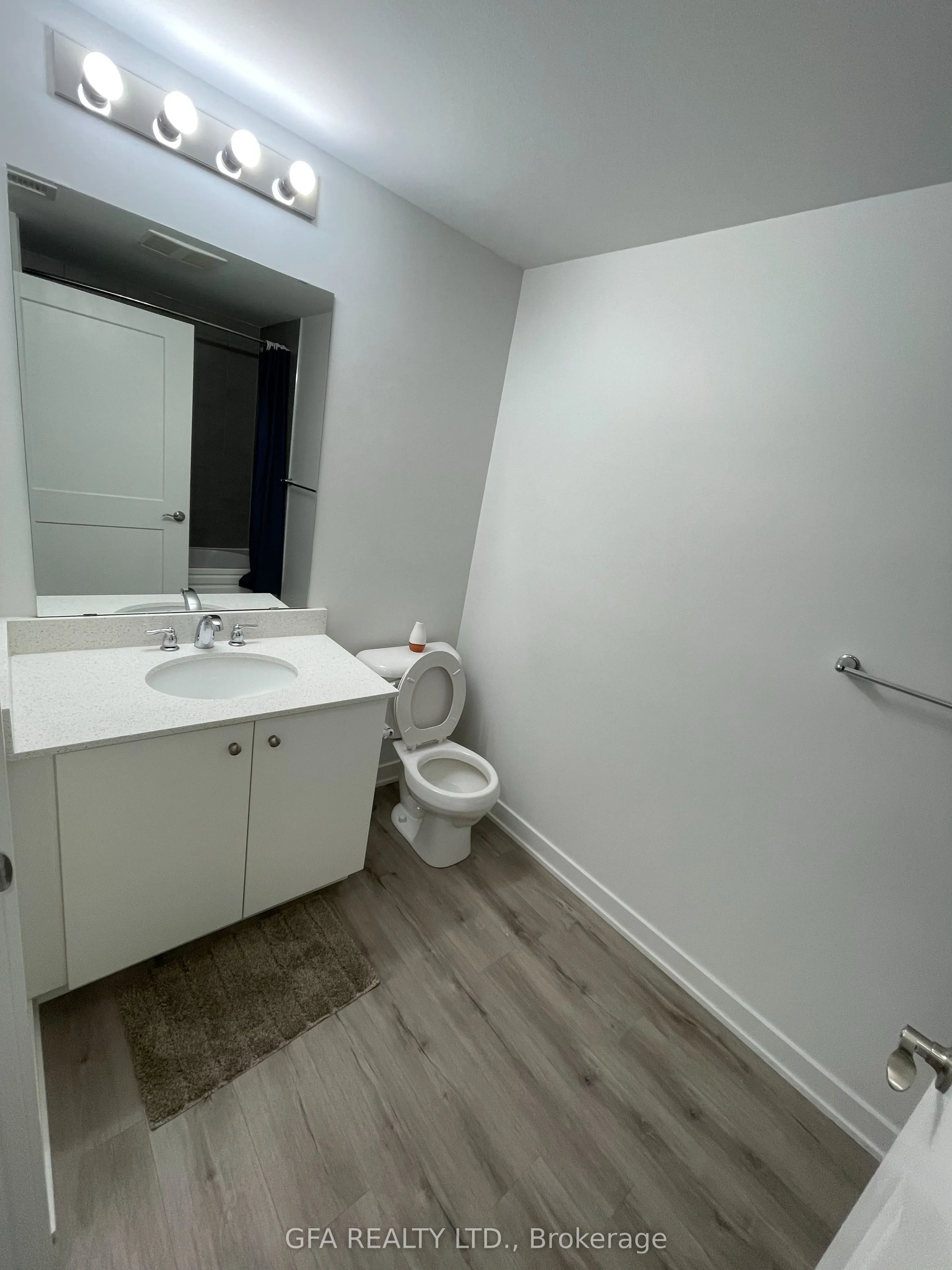 110 Fergus Avenue, #430
