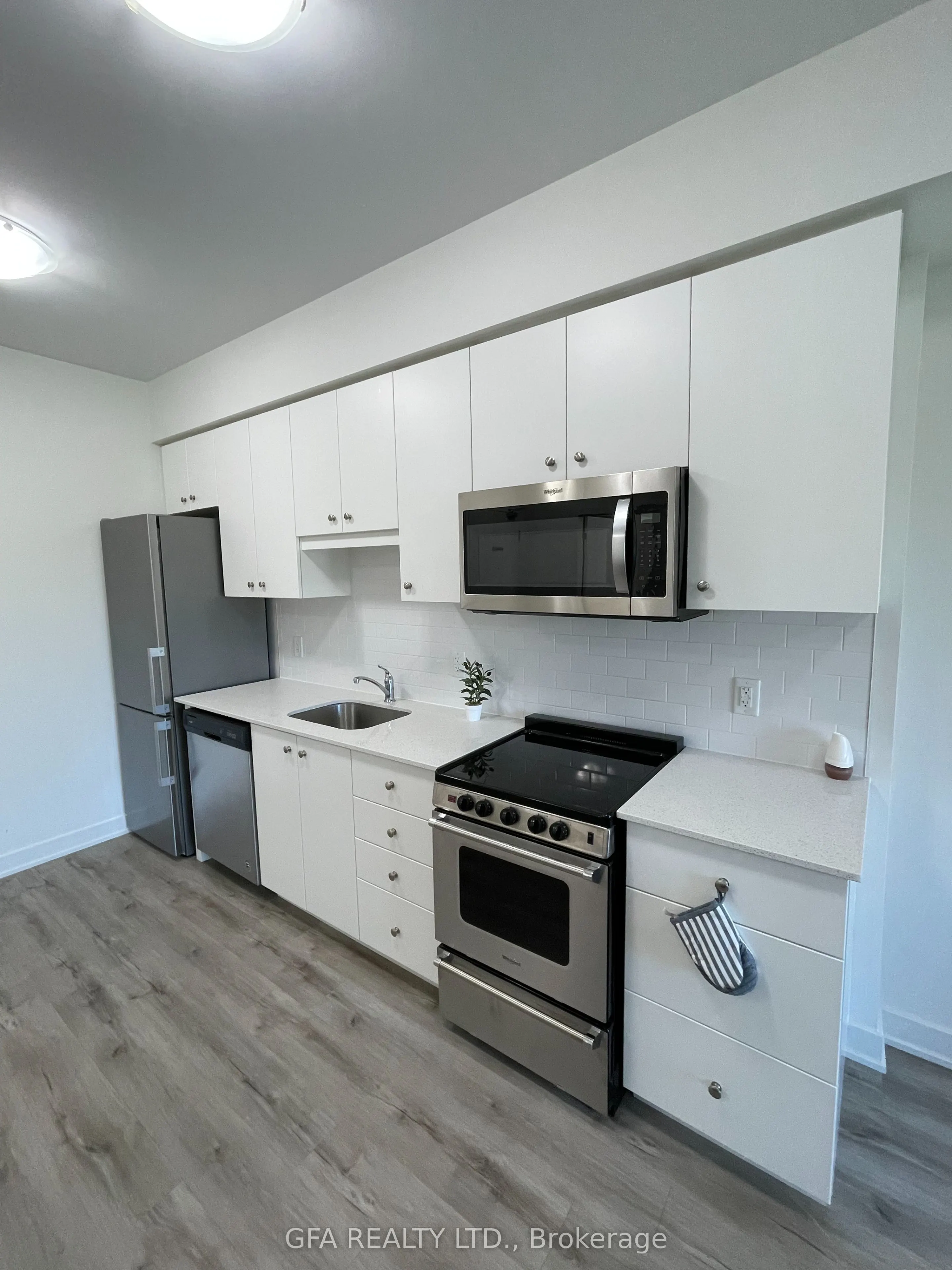 110 Fergus Avenue, #430