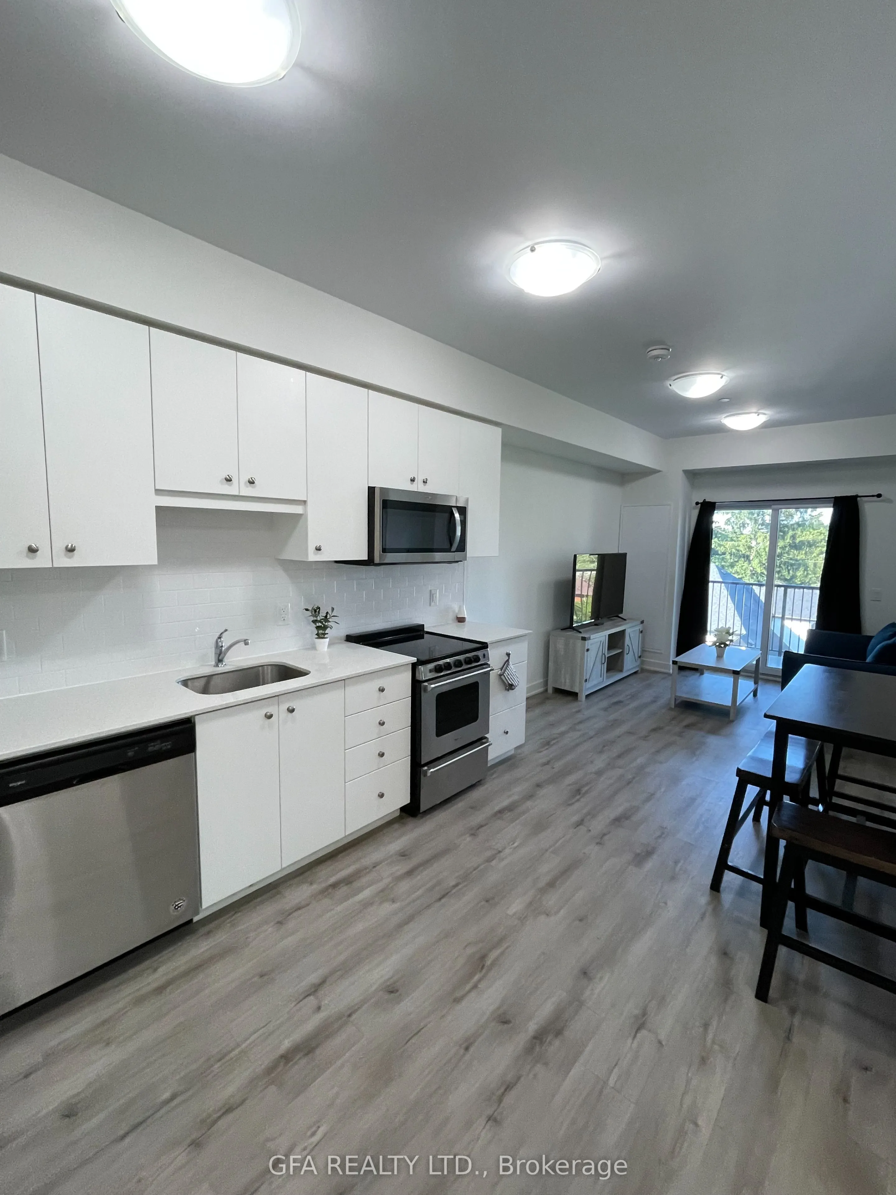 110 Fergus Avenue, #430