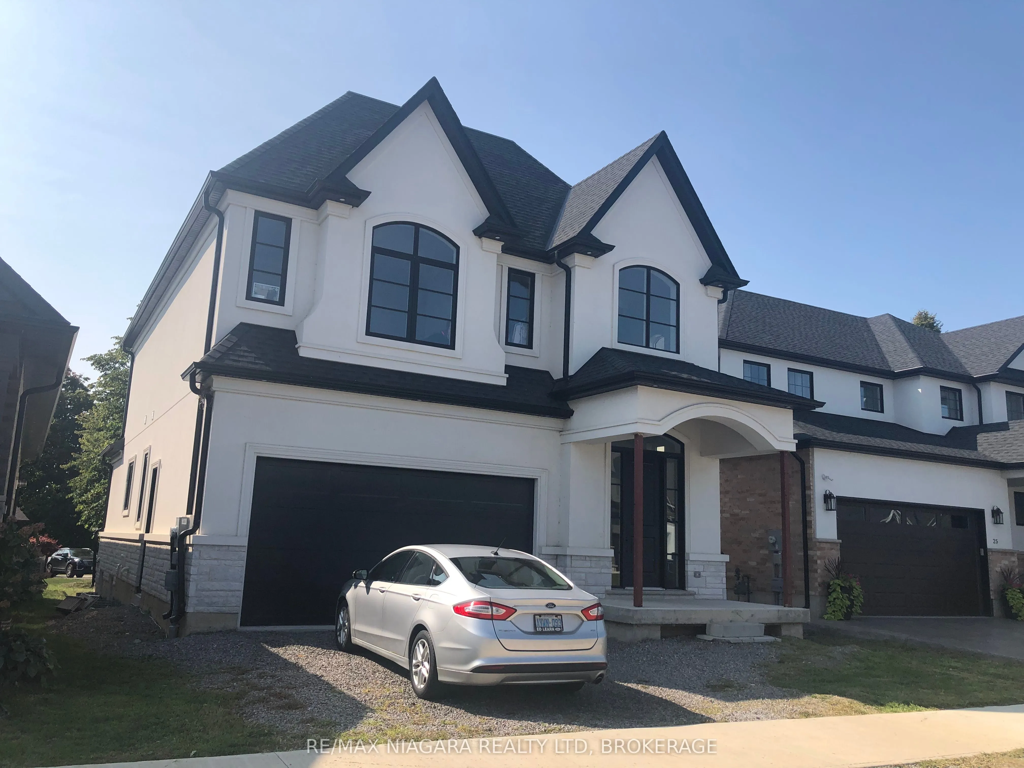 21 Ivy Crescent