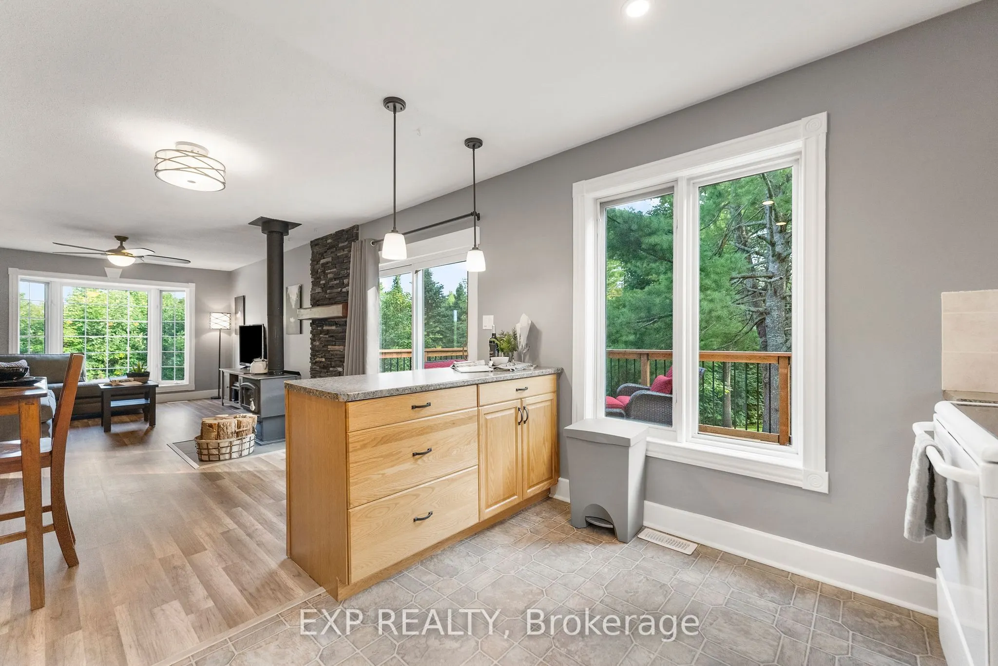 12 Riopelle Road