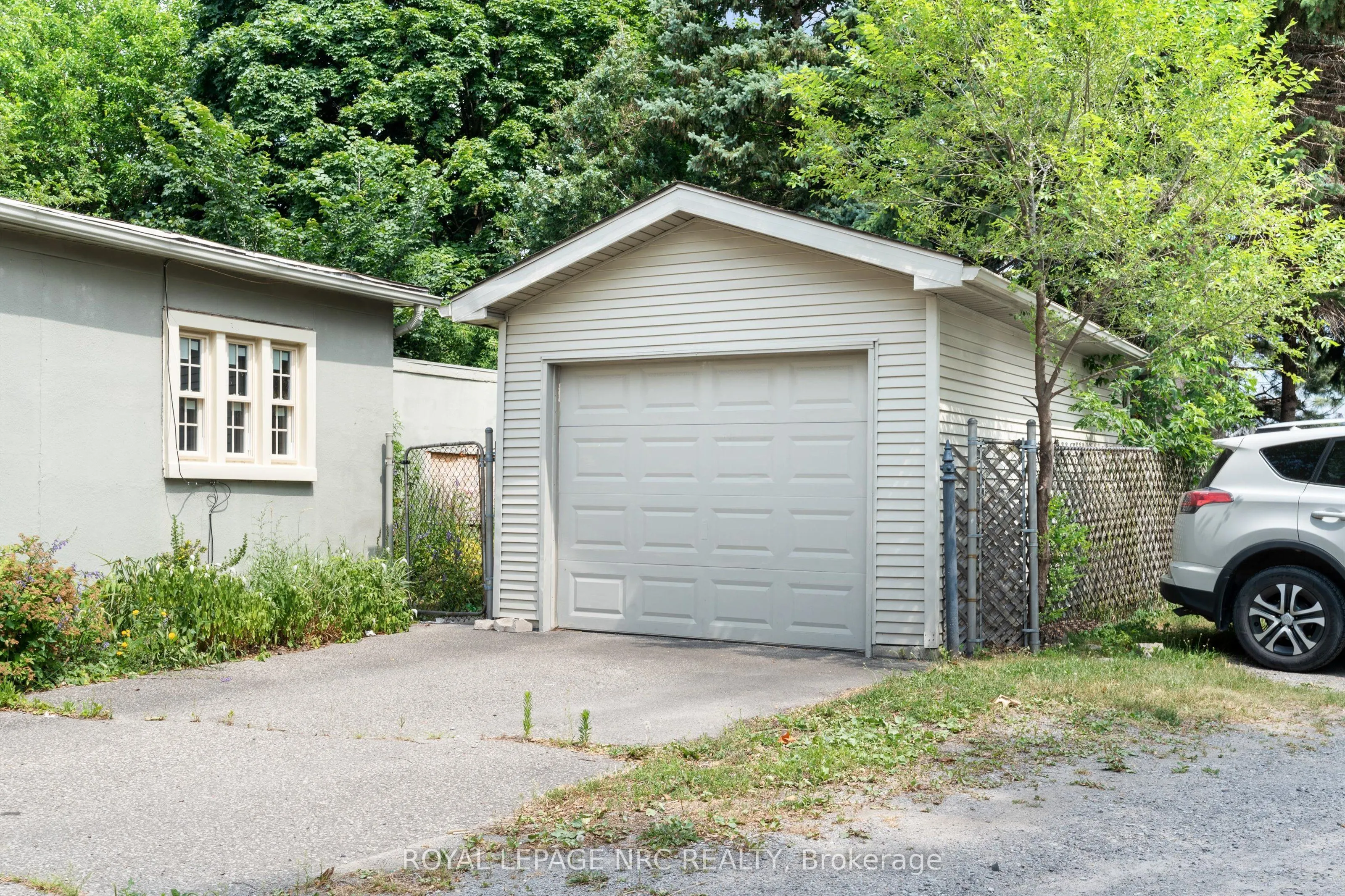 228 King Street