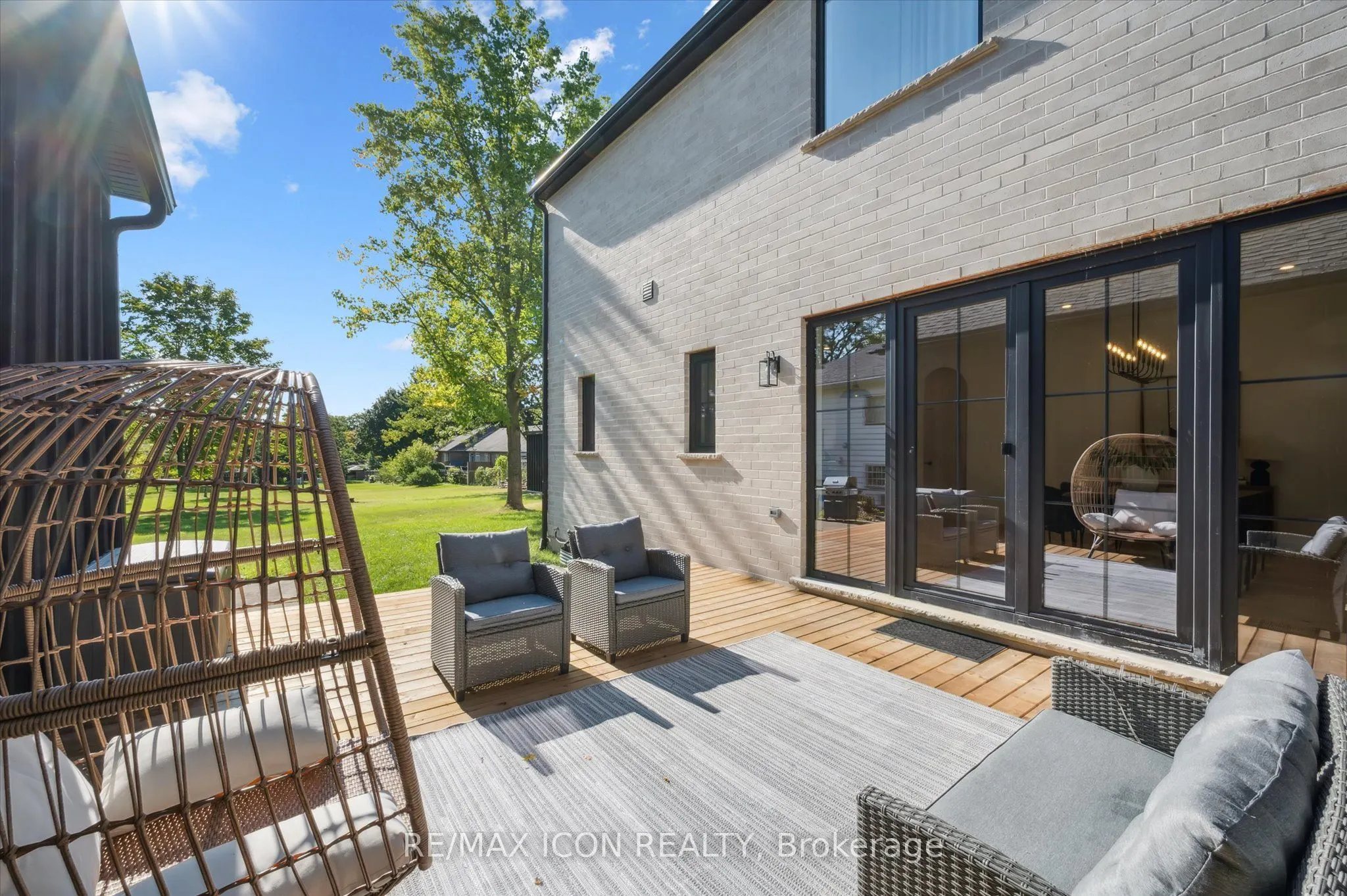 413 Huron Street